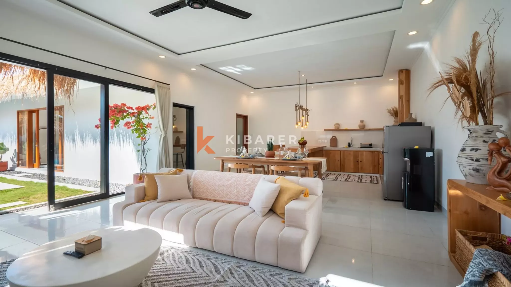 Stunning Two-Bedroom Luxury Oasis Villa in Umalas — image 12