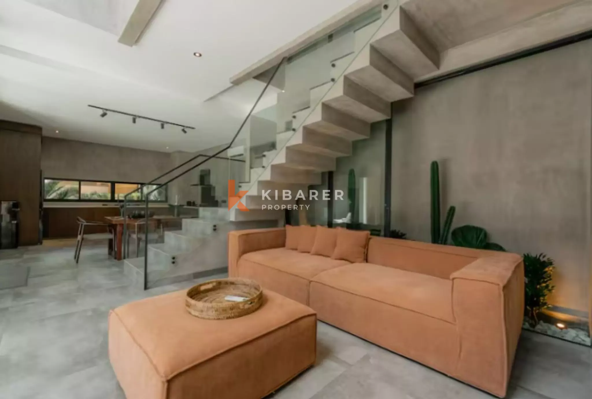 Bold & Beautiful Three Bedroom Villa in Umalas — image 2