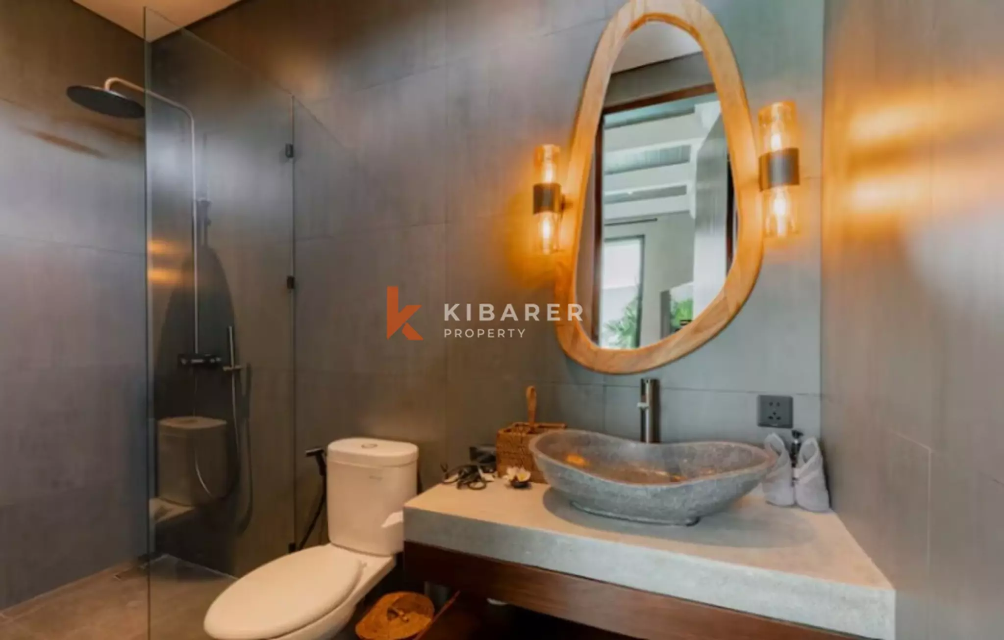 Bold & Beautiful Three Bedroom Villa in Umalas — image 8