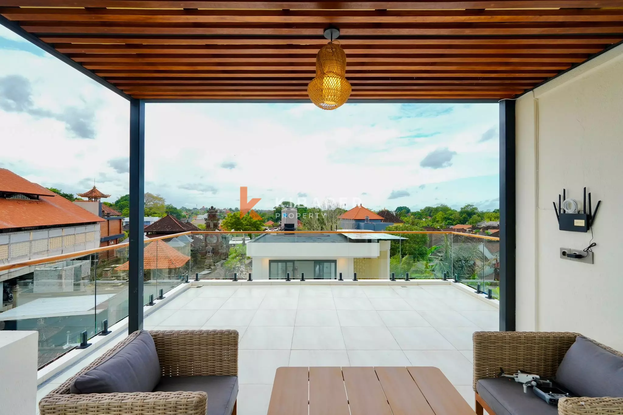 Quiet and Well-Designed Three-Bedroom Villa with Rooftop Lounge in Tumbak Bayuh — image 6