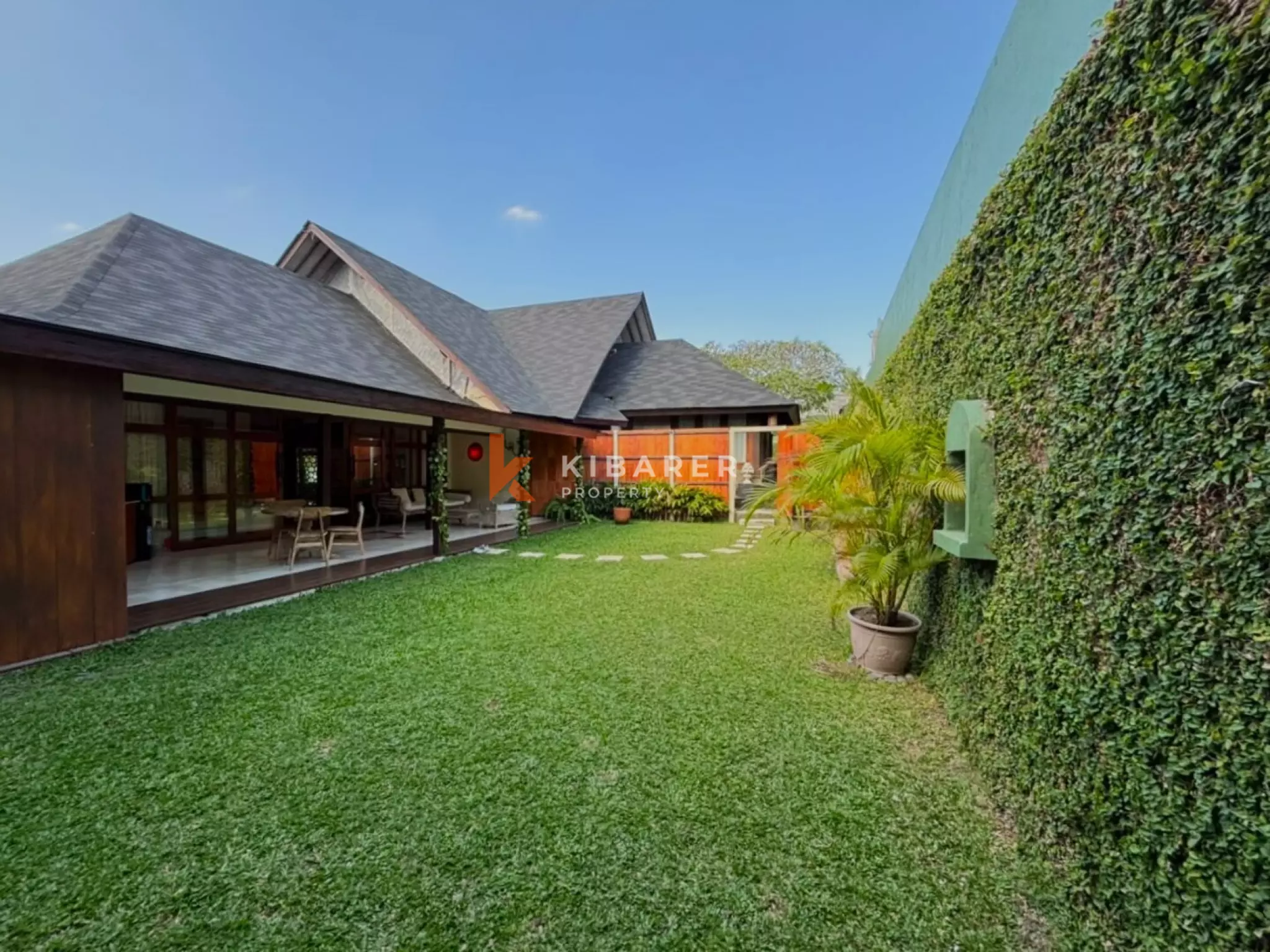 One Bedroom Garden Living Studio Apartment in the Heart of Umalas — image 1