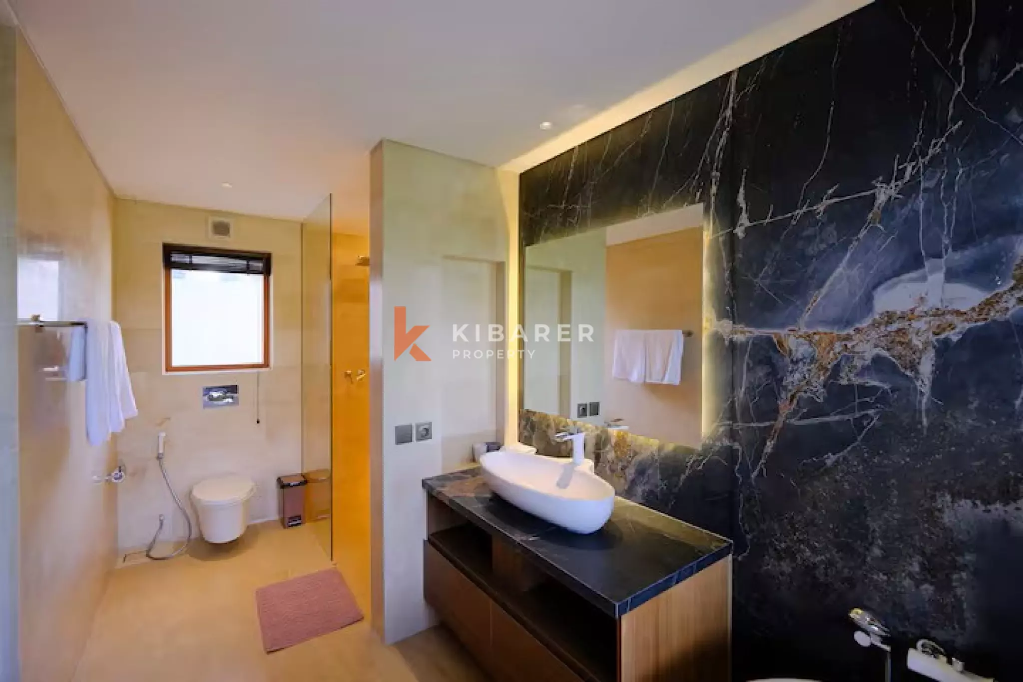 Bright Contemporary Four-Bedrooms Villa in the Heart of Umalas — image 13