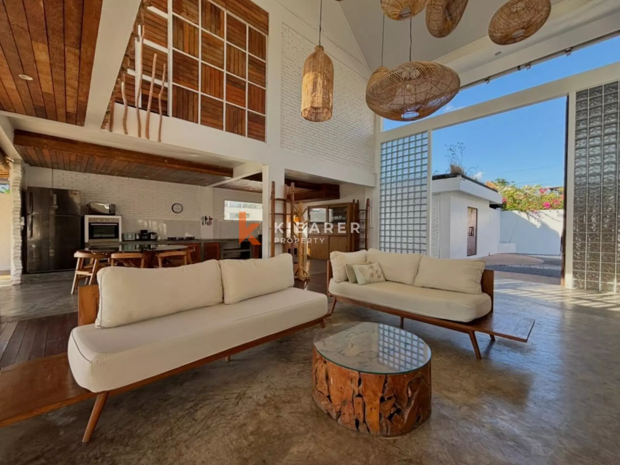 Four Bedroom Open Living Villa in Canggu — image 5