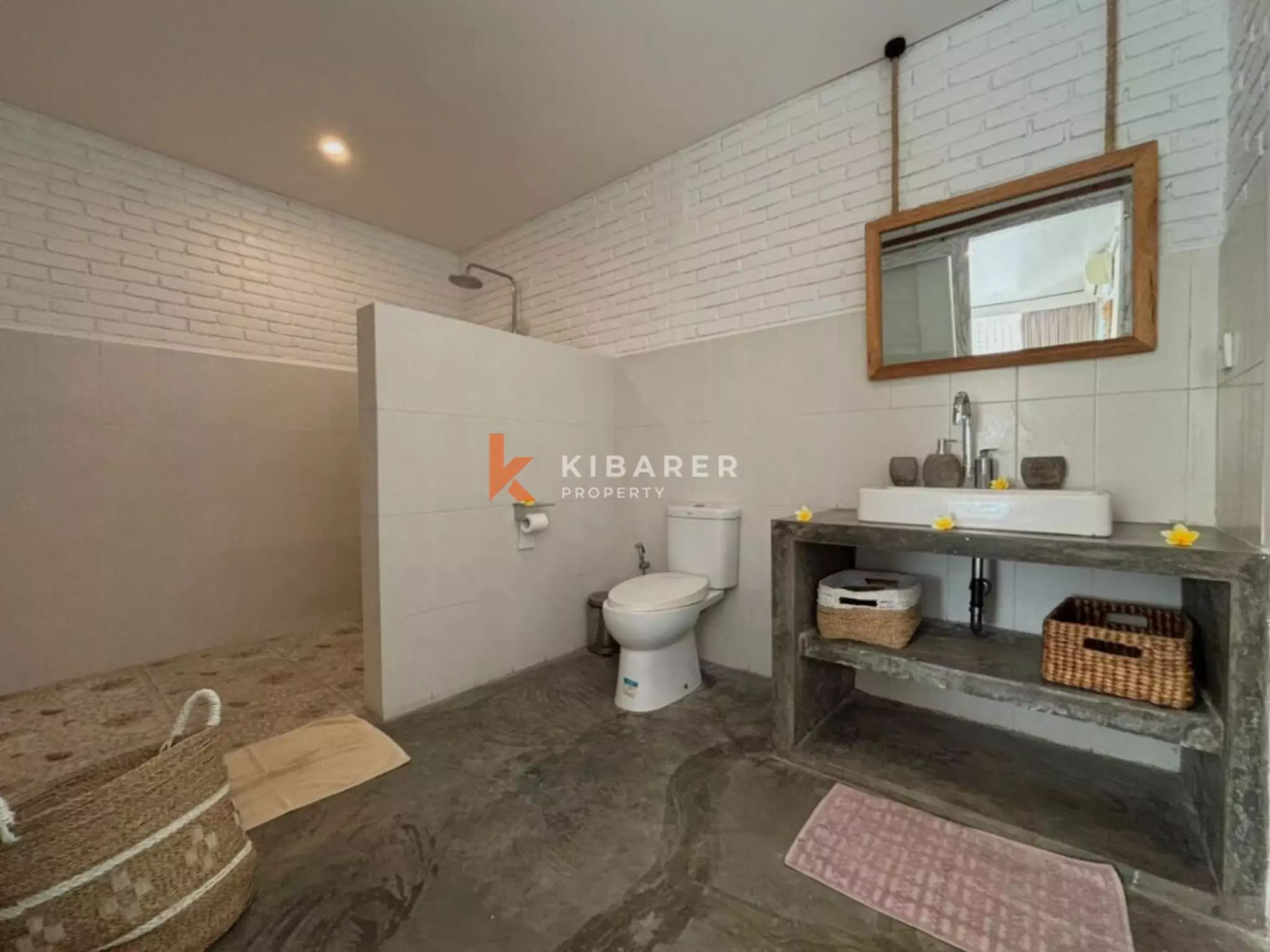 Four Bedroom Open Living Villa in Canggu — image 14