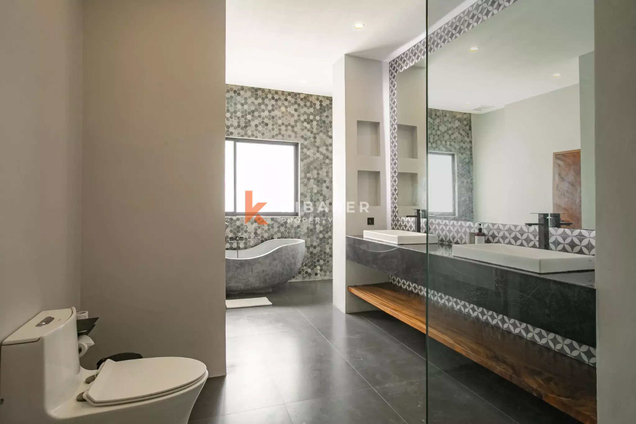 4BR Villa for Rent in Canggu, Bali — image 6