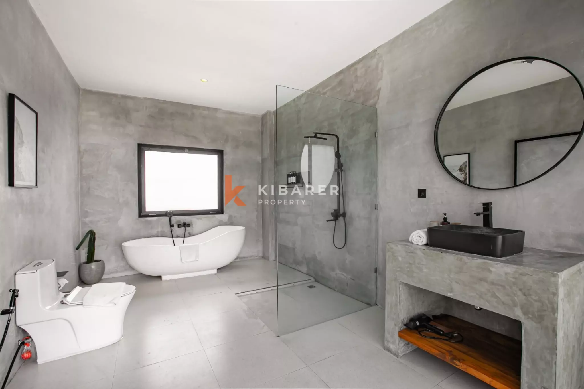 4BR Villa for Rent in Canggu, Bali — image 9