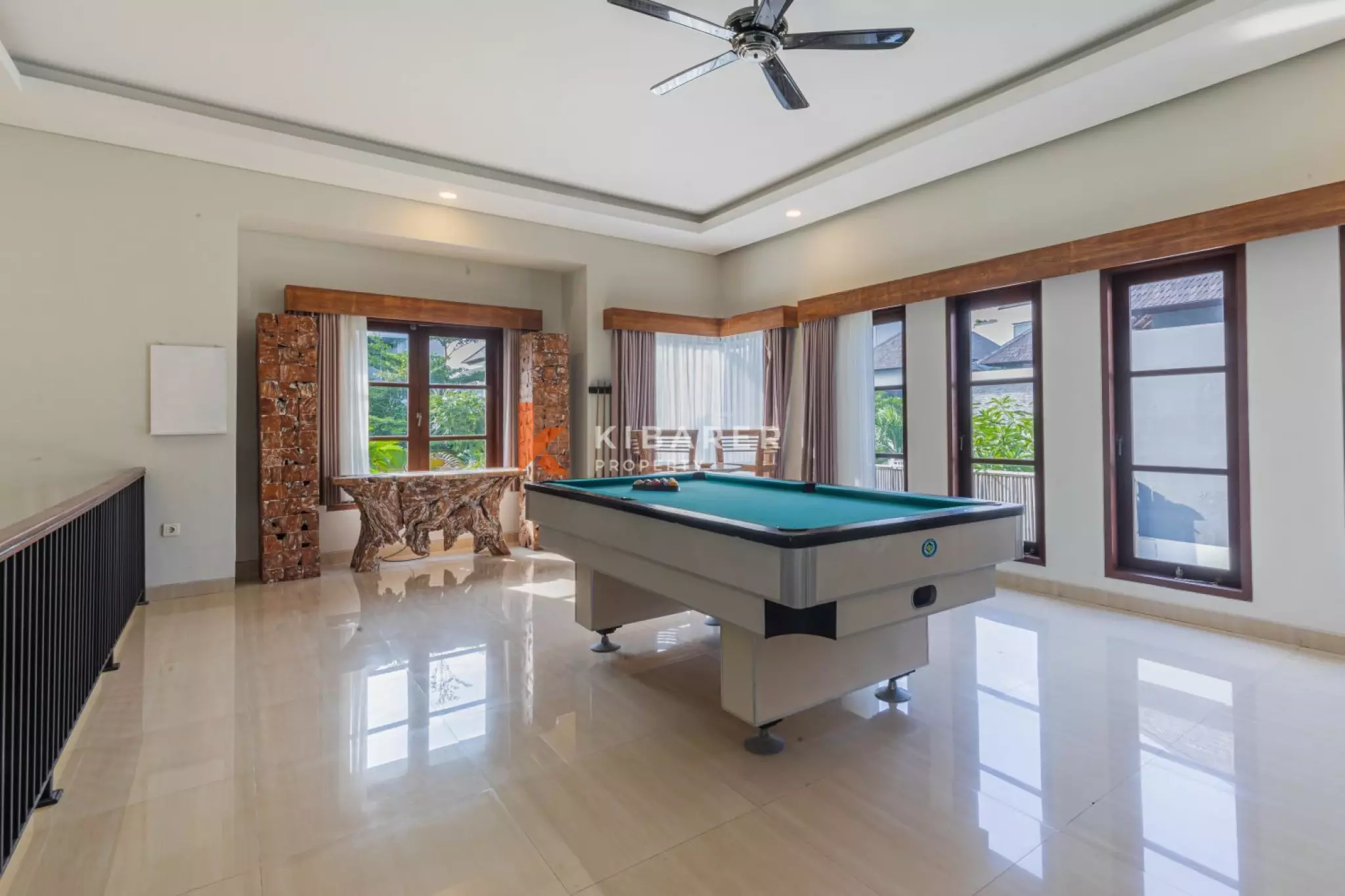 Spacious Three-Bedroom Private Guest Villa in Jimbaran — image 15