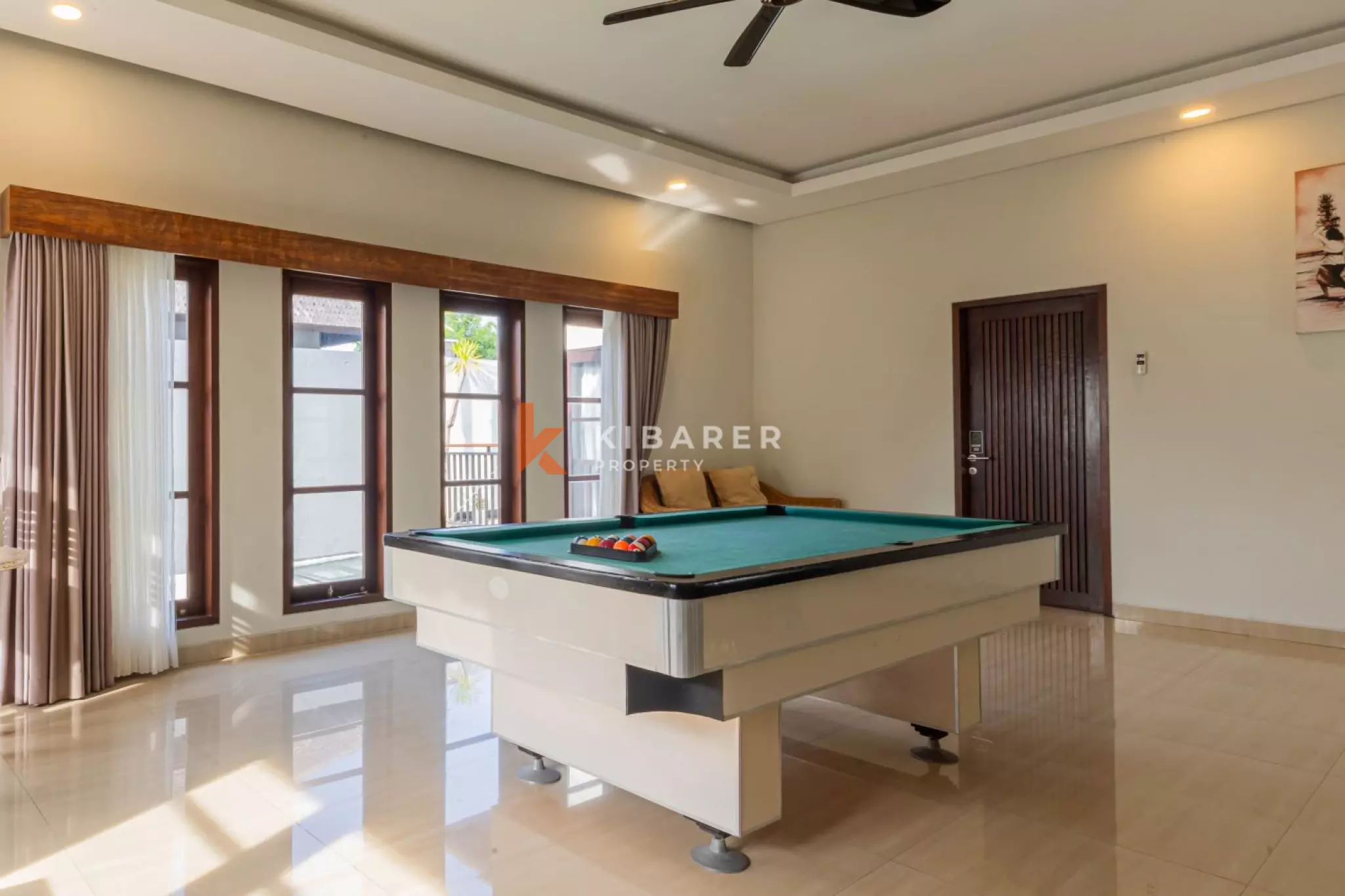 Spacious Three-Bedroom Private Guest Villa in Jimbaran — image 16