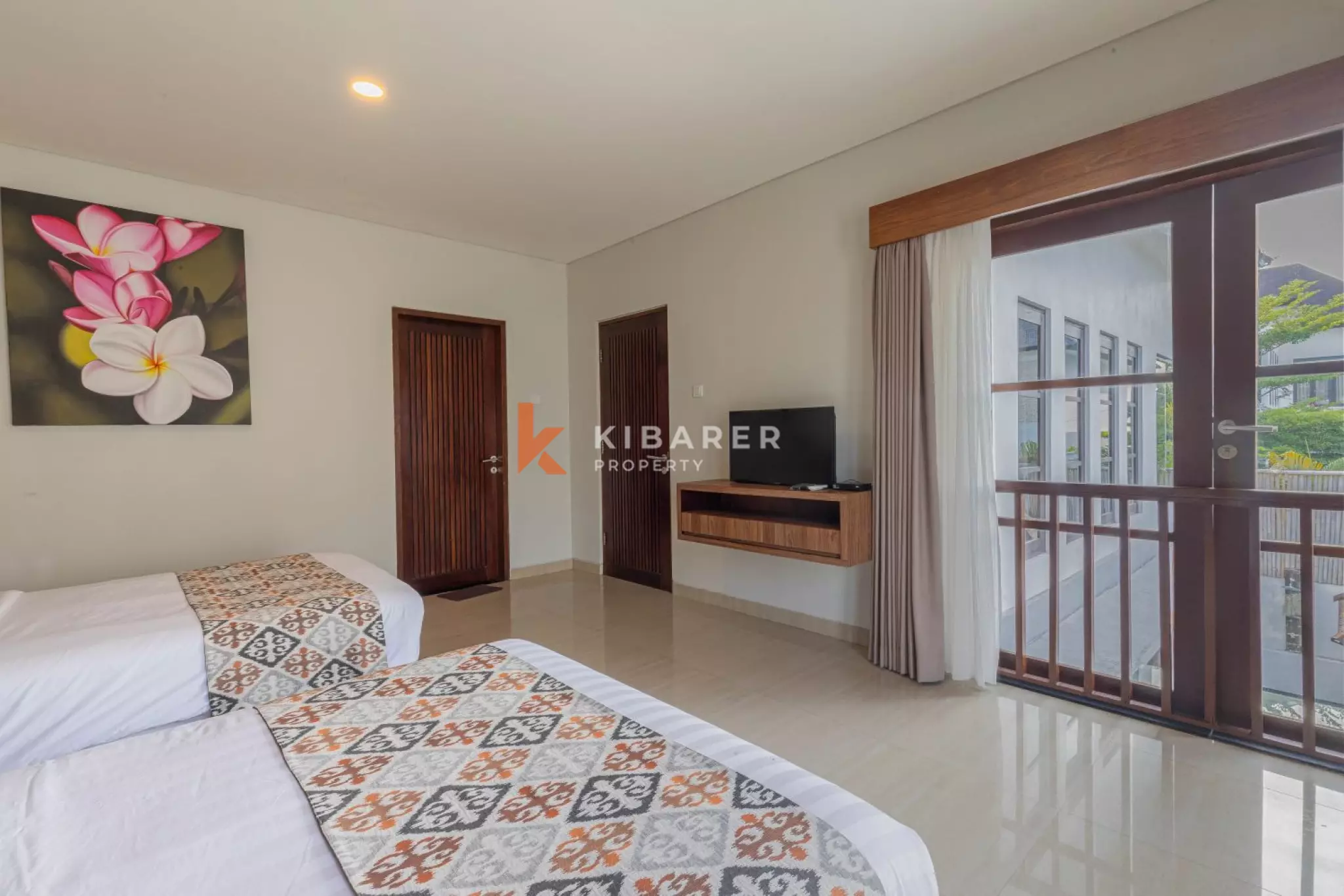 Spacious Three-Bedroom Private Guest Villa in Jimbaran — image 19