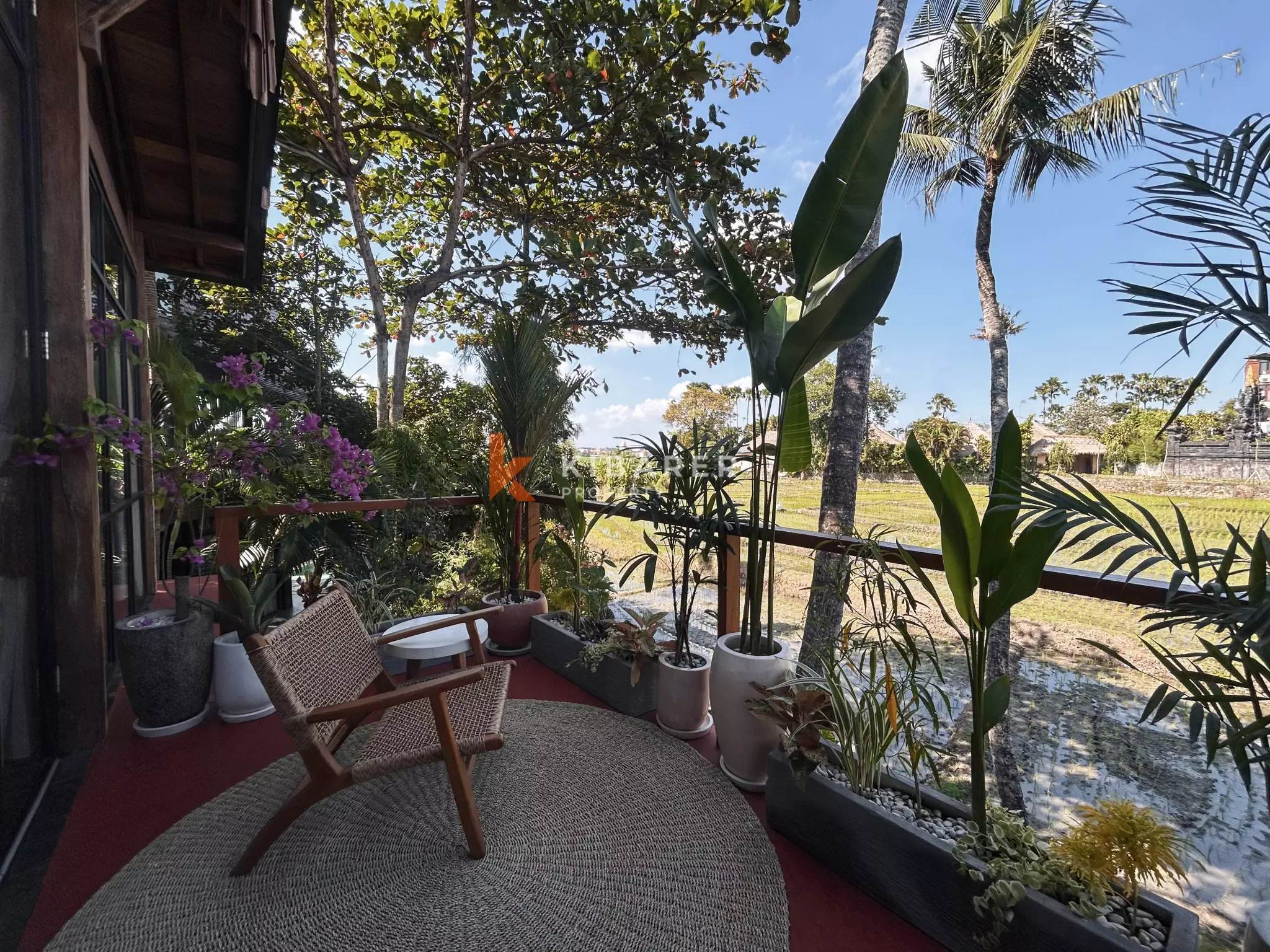 Elegant Two-Story Tropical Villa with Private Pool in Seseh — image 10