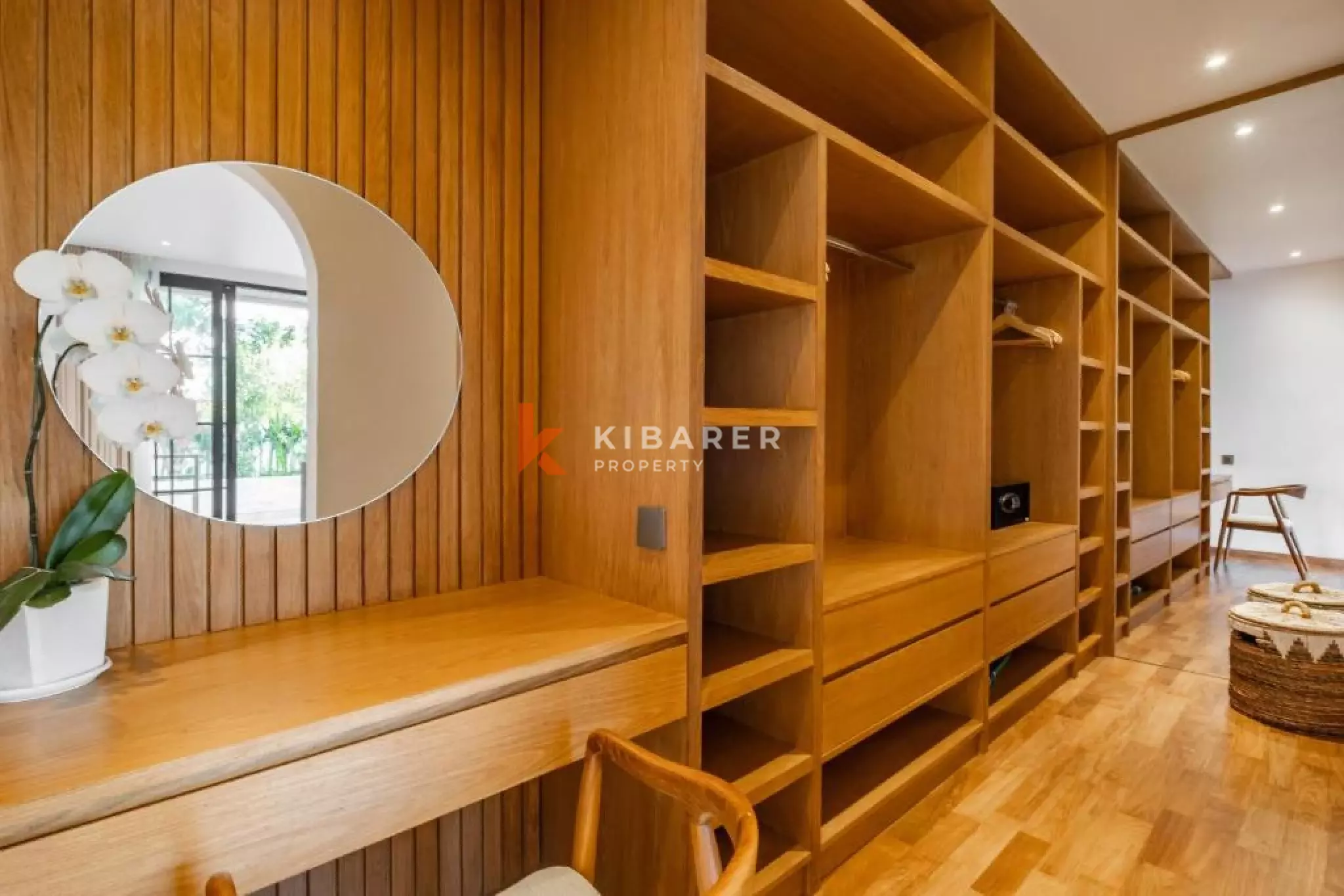 Elegant Three-Bedroom Villa in the Heart of Pecatu — image 11