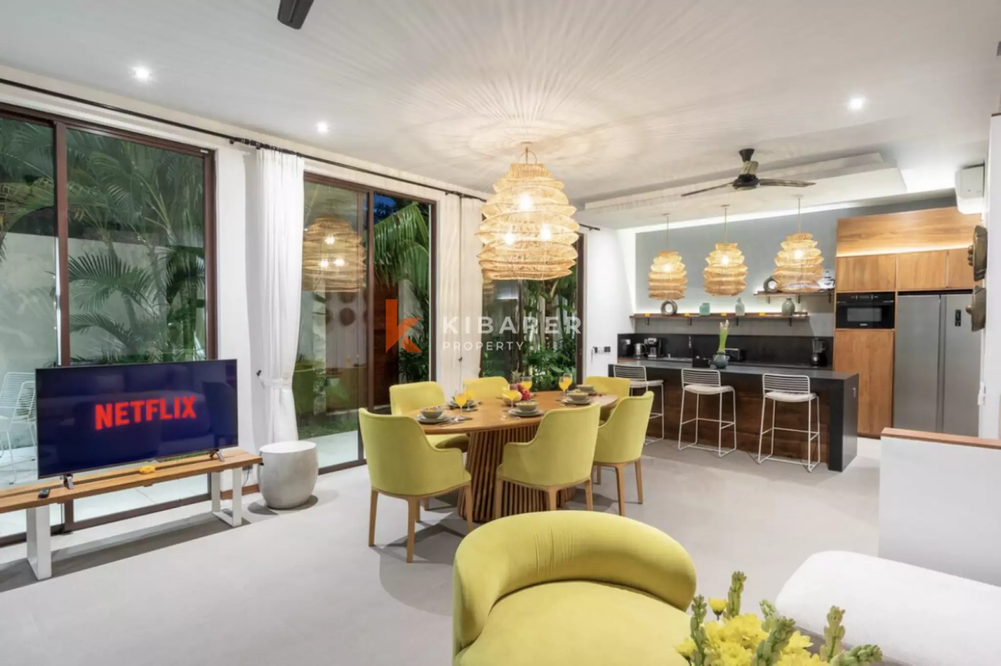 Architectural Four Bedroom Masterpiece in Exclusive Umalas — image 6