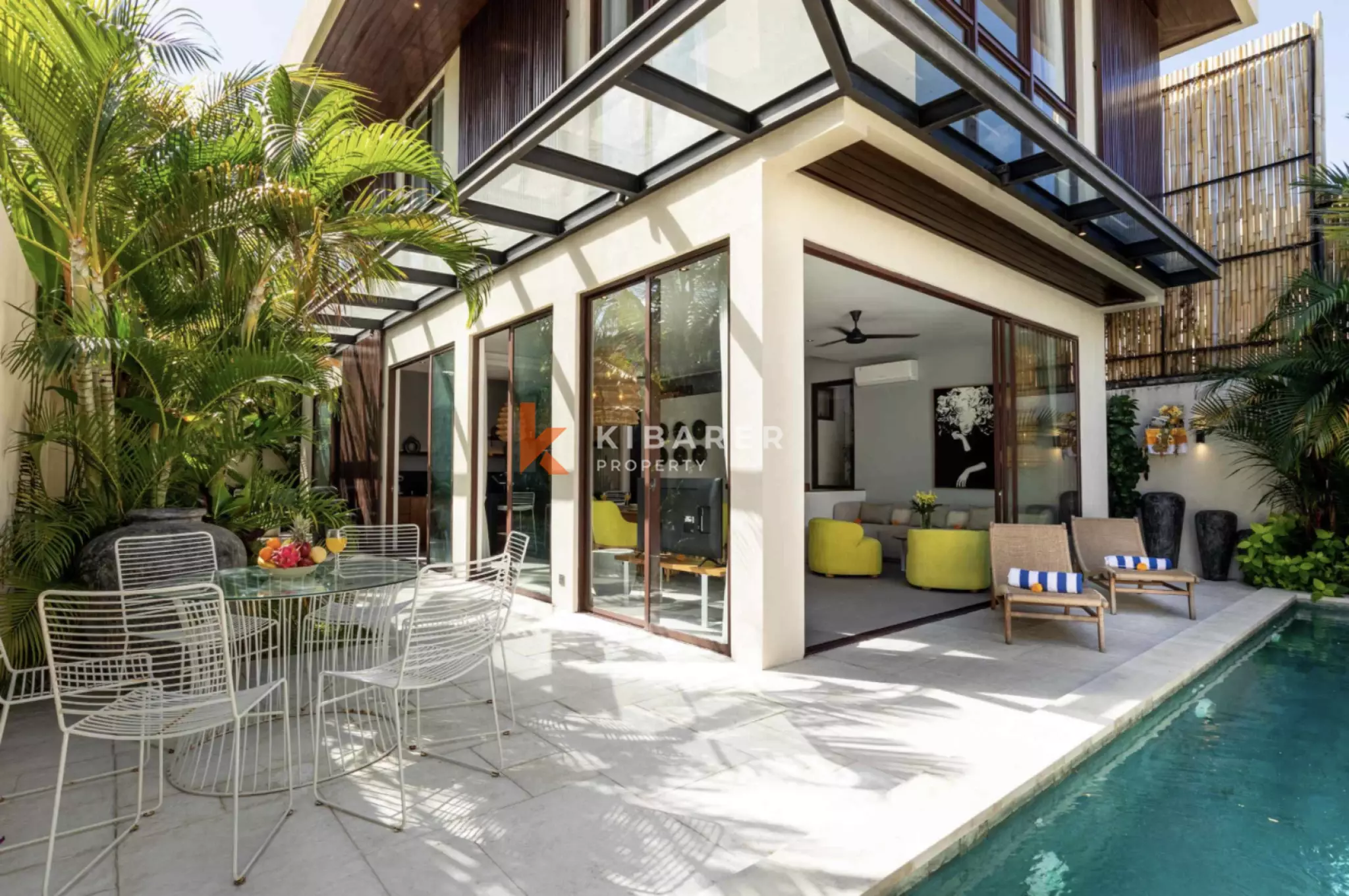 Architectural Four Bedroom Masterpiece in Exclusive Umalas — image 1