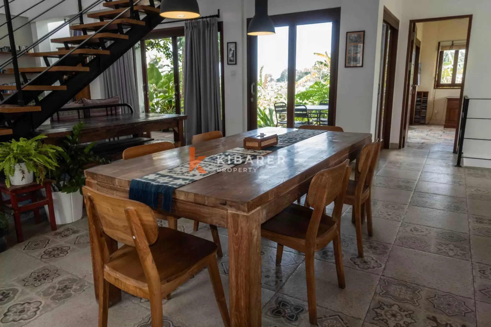 Four-Bedroom Fully Furnished House in Quiet Buduk — image 2