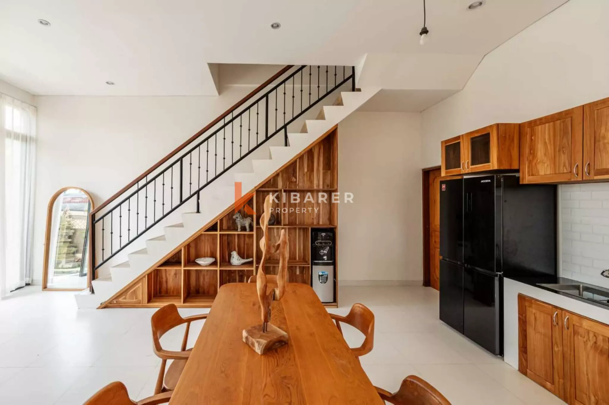 Two Bedroom Villa in Canggu with Enclosed Living and Ricefield View — image 9