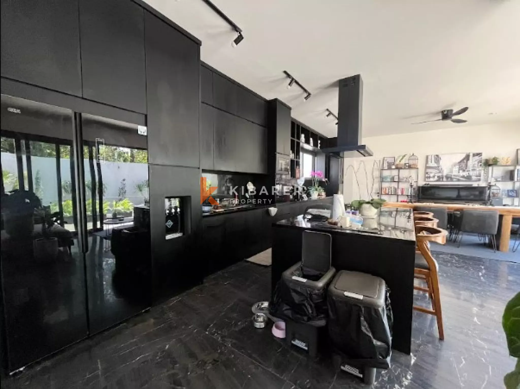 5BR Villa for Rent in Kerobokan, Bali — image 7
