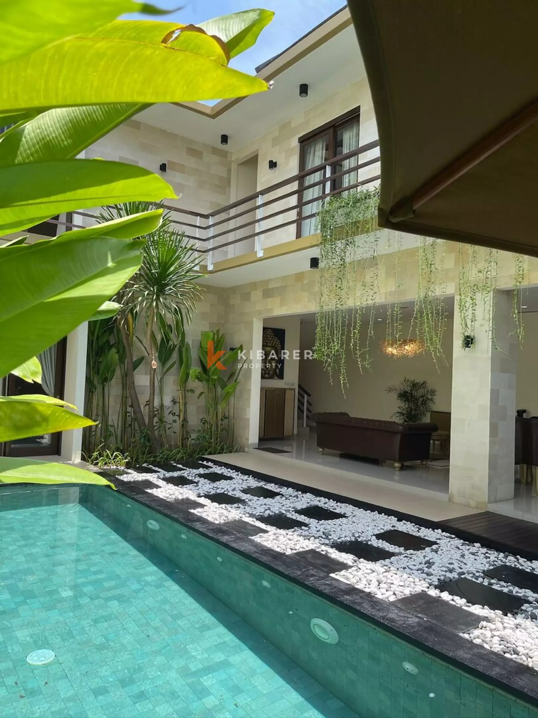 Beautiful Four Bedroom Villa with Open Living in Nusa Dua — image 1