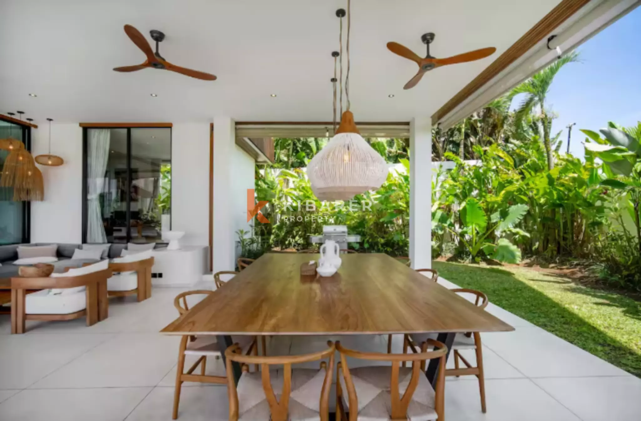 Luxury Garden Escape – Five Bedroom Villa in Tumbak Bayuh — image 8