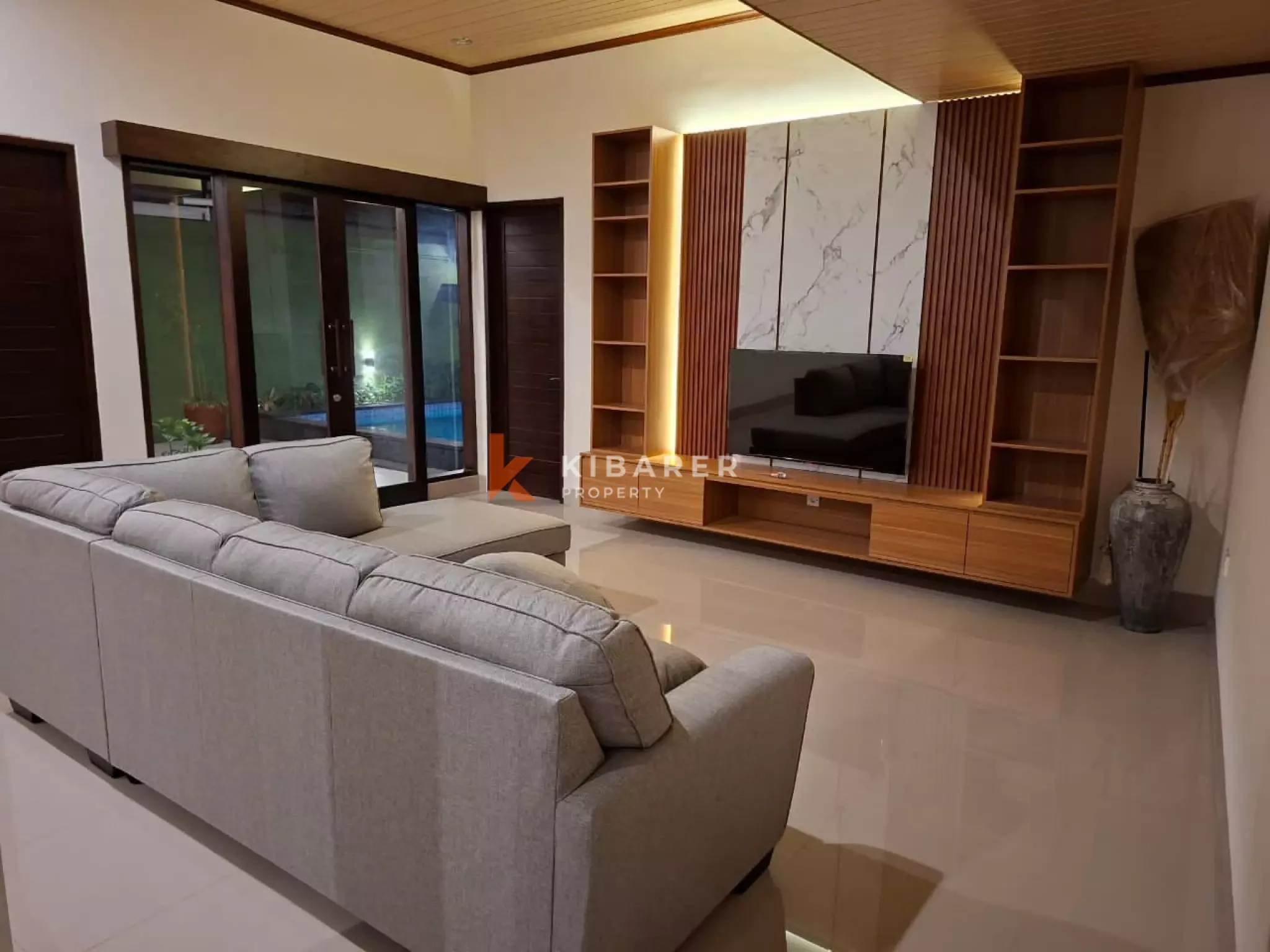 Perfect Holiday Spot in Sanur - Beautiful Three-Bedroom Villa — image 5