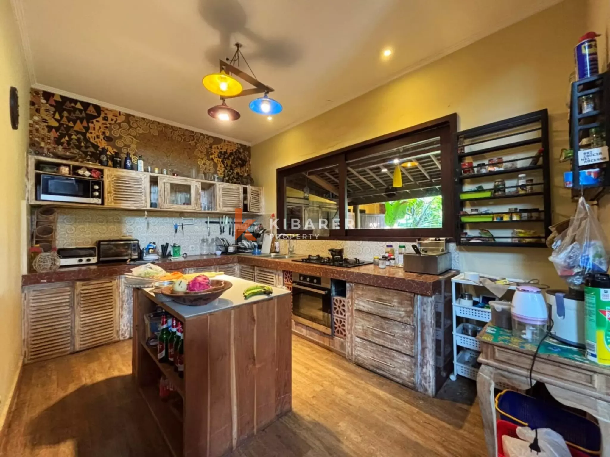 Private 4-Bedroom Villa with Garden in Gianyar — image 8