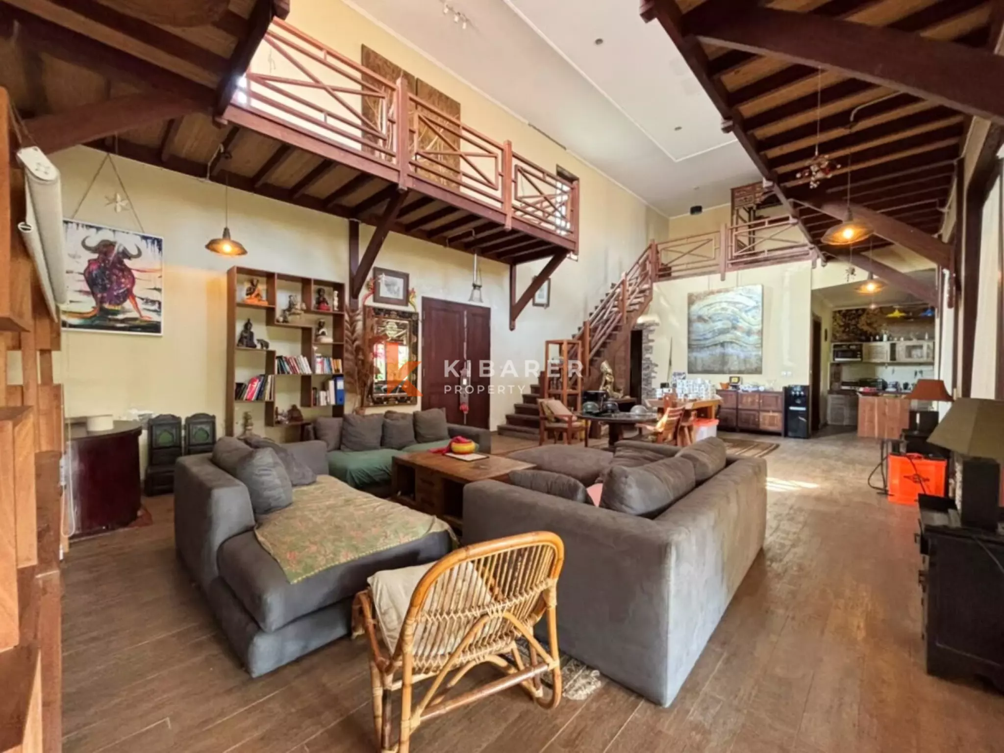 Private 4-Bedroom Villa with Garden in Gianyar — image 4