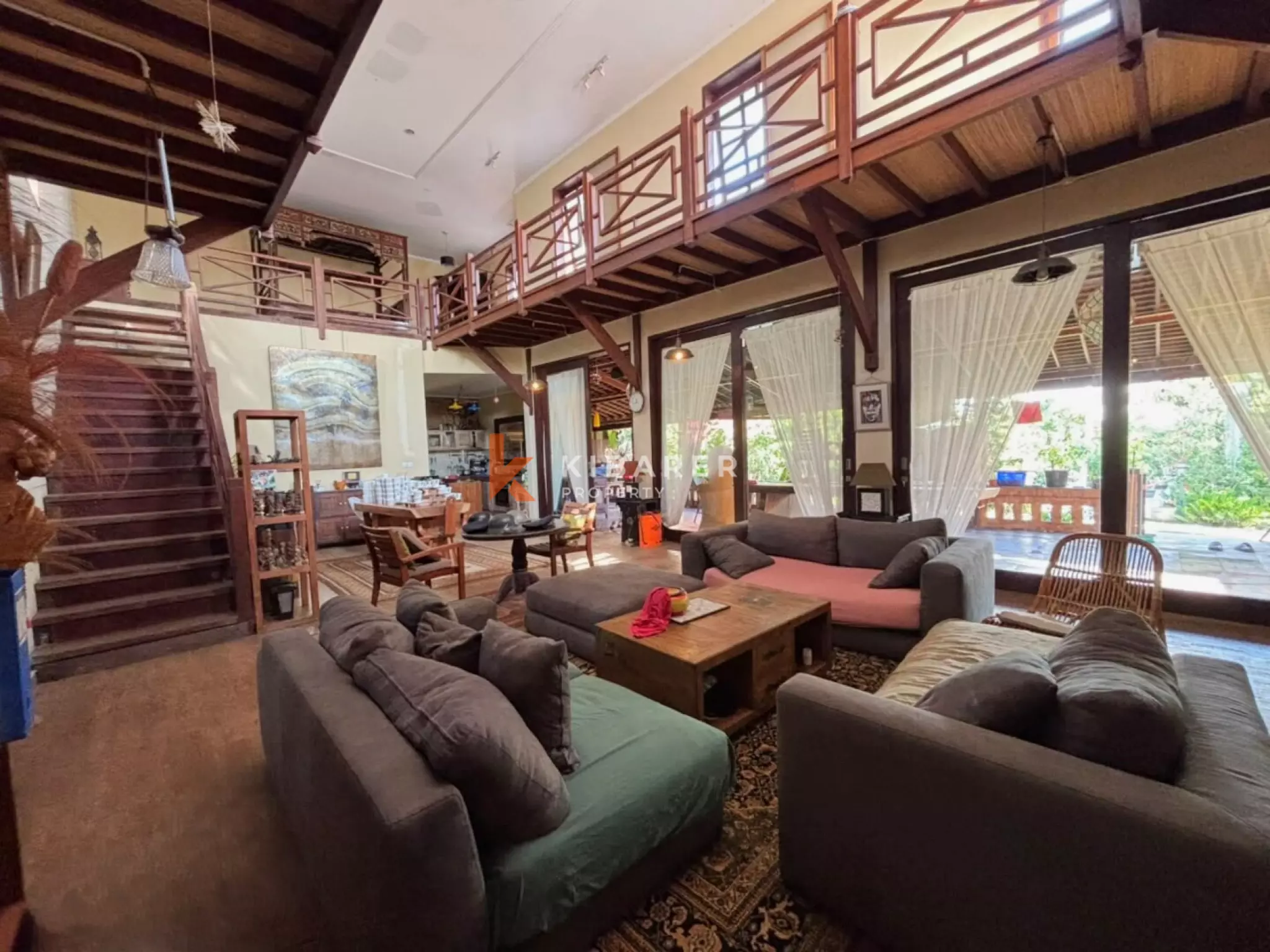 Private 4-Bedroom Villa with Garden in Gianyar — image 7