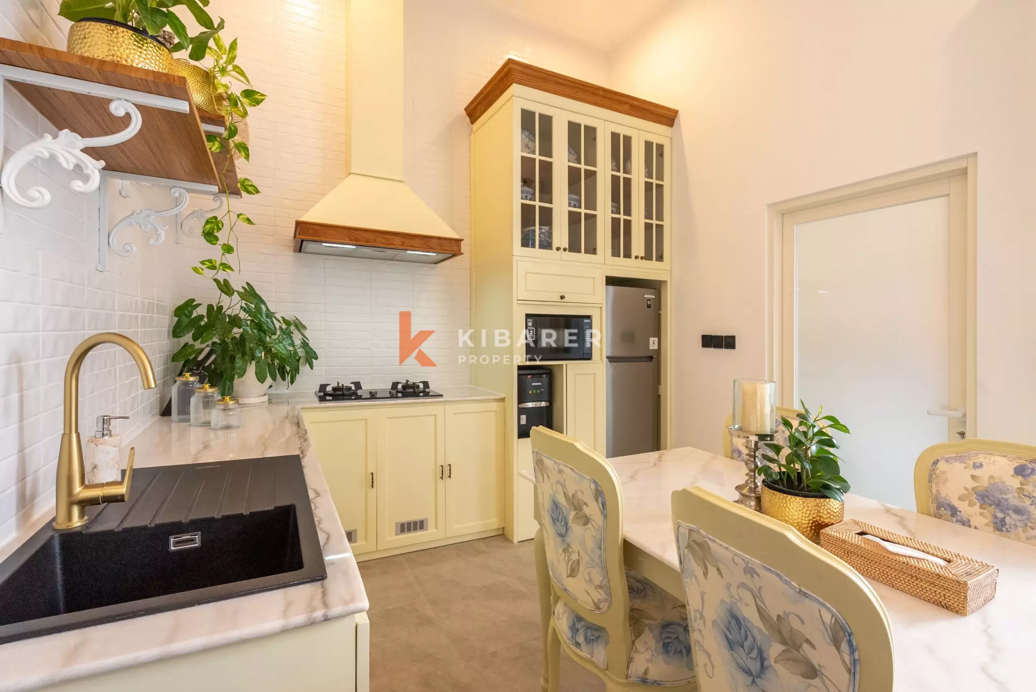 Charming Two-Bedroom Villa in Prime Berawa Location — image 12