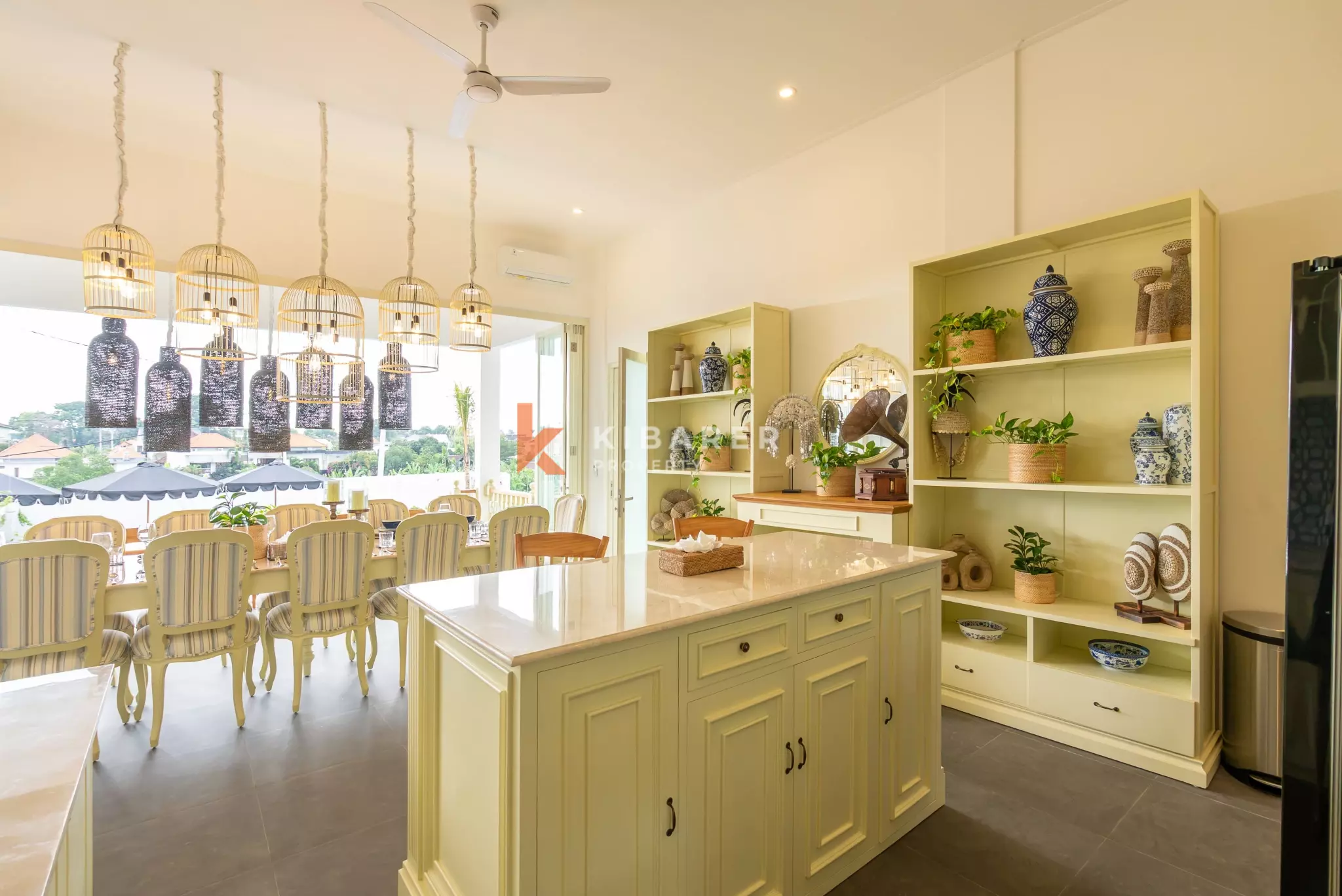 Impressive Six-Bedroom Luxury Villa with Spacious Living Room by the Pool in Canggu — image 12
