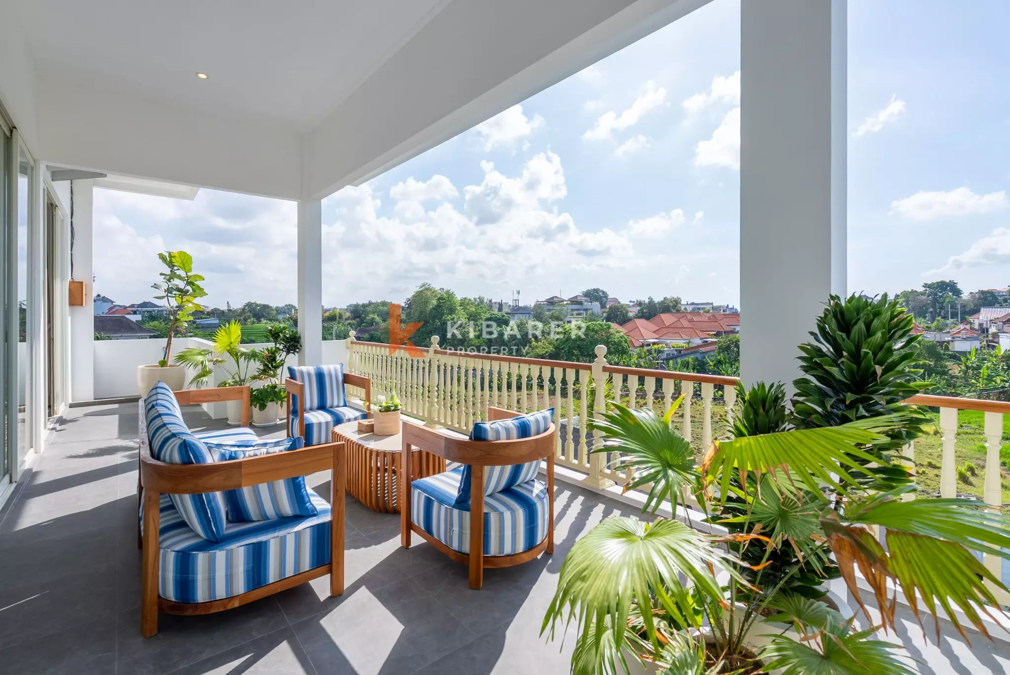 Impressive Six-Bedroom Luxury Villa with Spacious Living Room by the Pool in Canggu — image 2