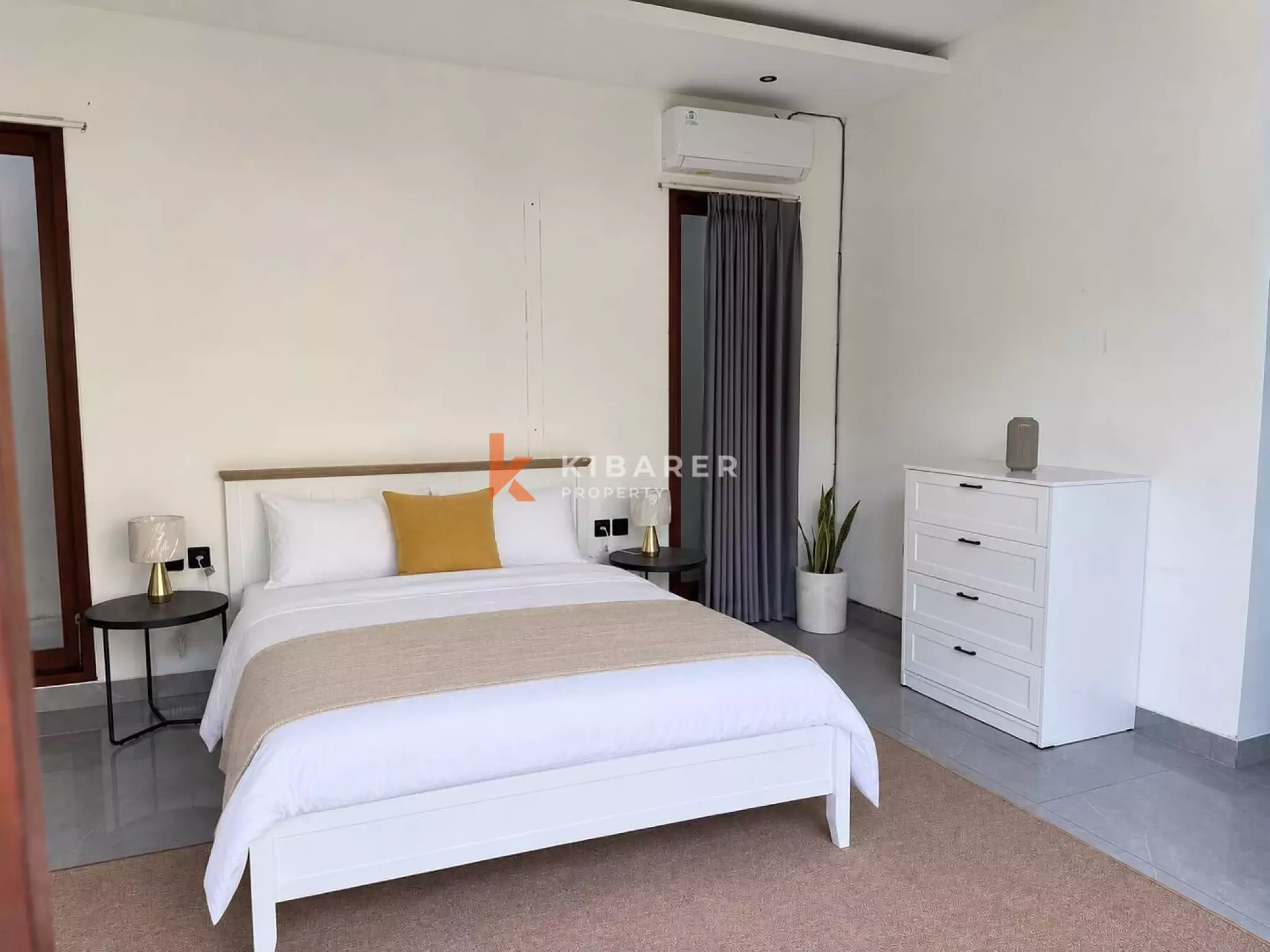 Minimalist Coastal Three Bedroom Villa in Seseh — image 11