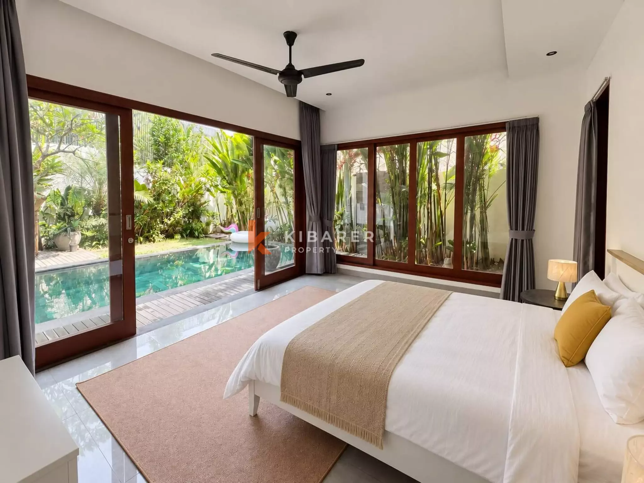 Minimalist Coastal Three Bedroom Villa in Seseh — image 1