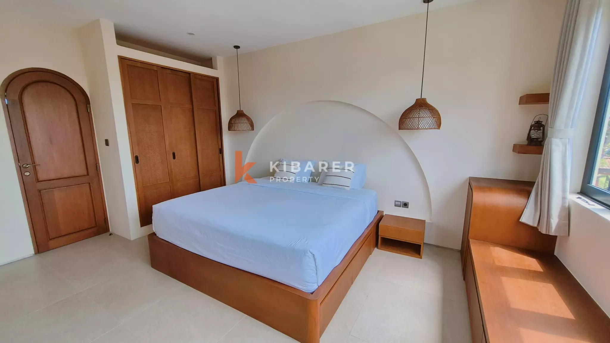 New Mediterranean Villa with Four Bedrooms and Swimming Pool in Seminyak — image 10