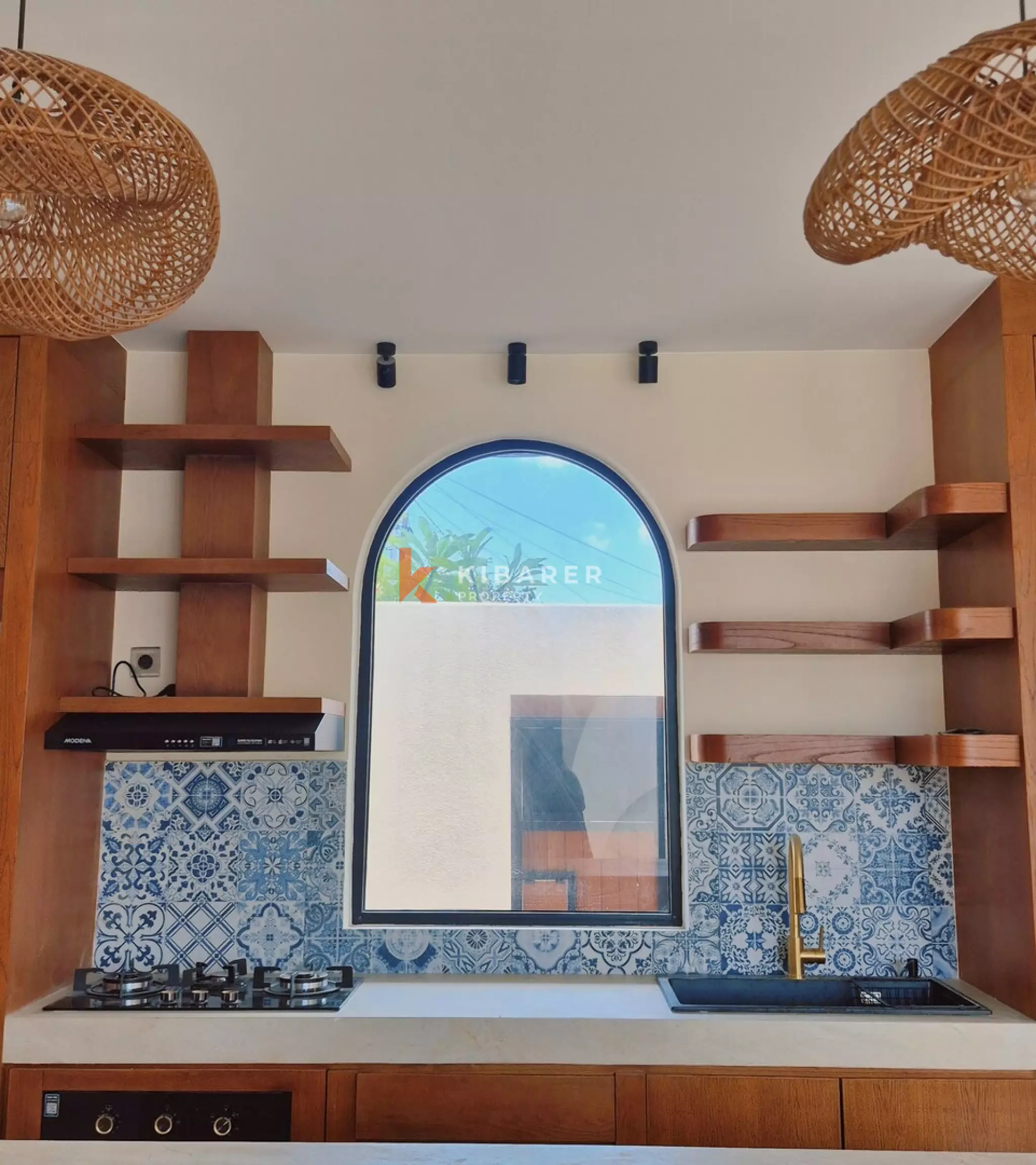New Mediterranean Villa with Four Bedrooms and Swimming Pool in Seminyak — image 6