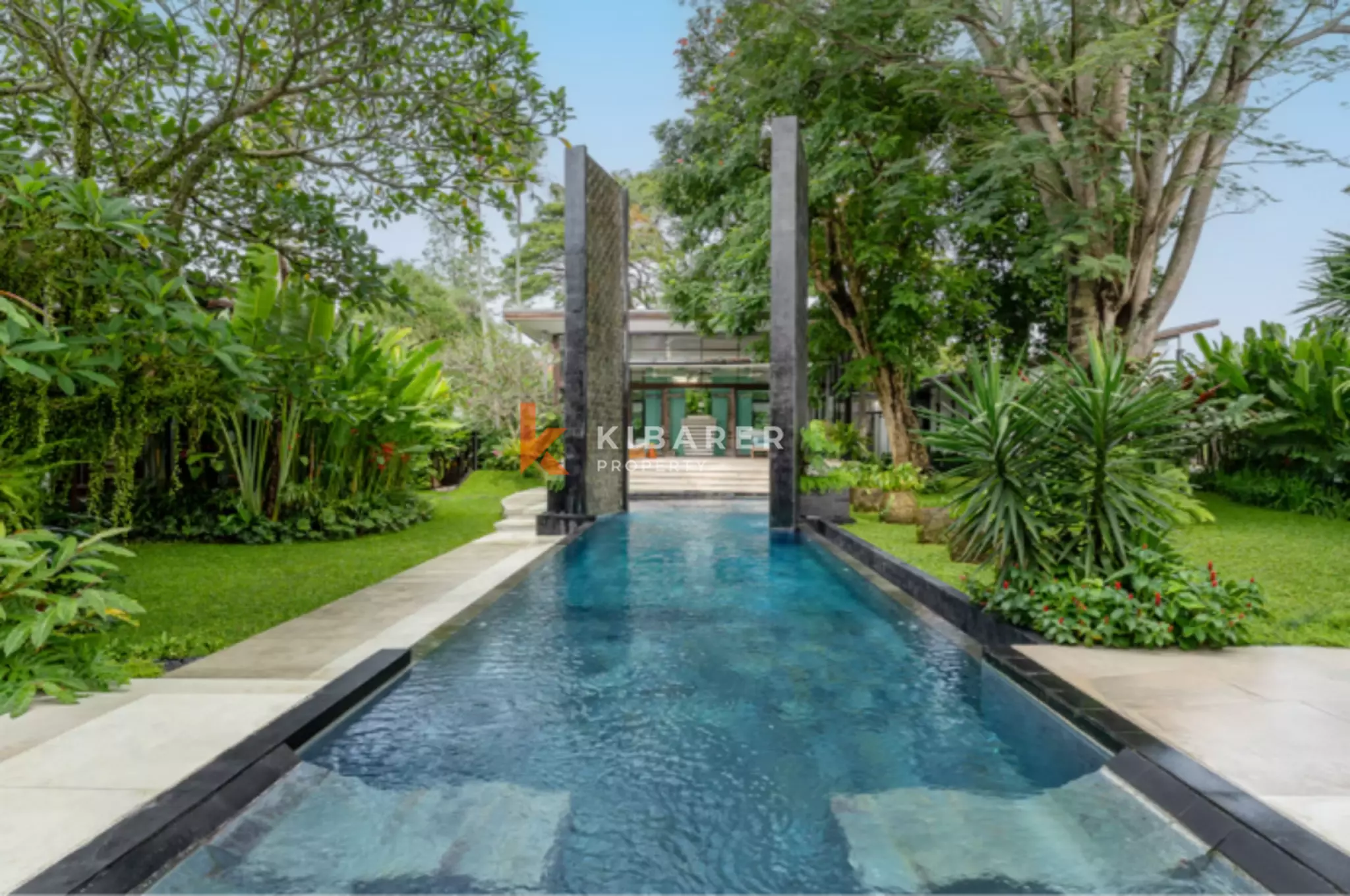 Quiet Luxury Three Bedroom Villa with Sauna & Gym in Canggu