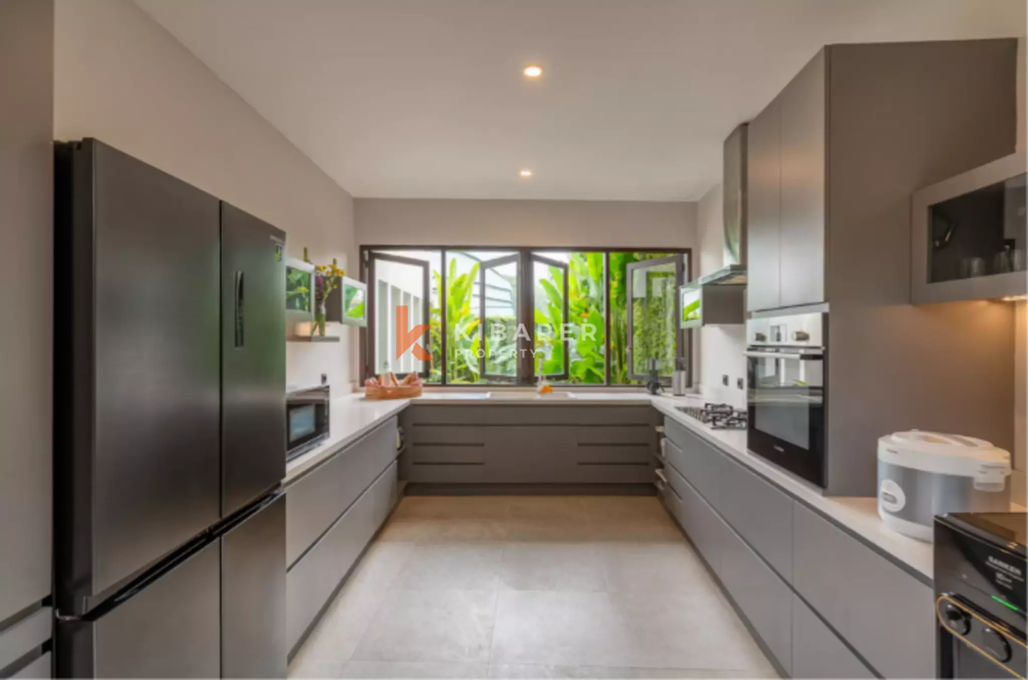 Luxurious and Tranquil Three-Bedroom Villa with Sauna & Gym in Canggu — image 7