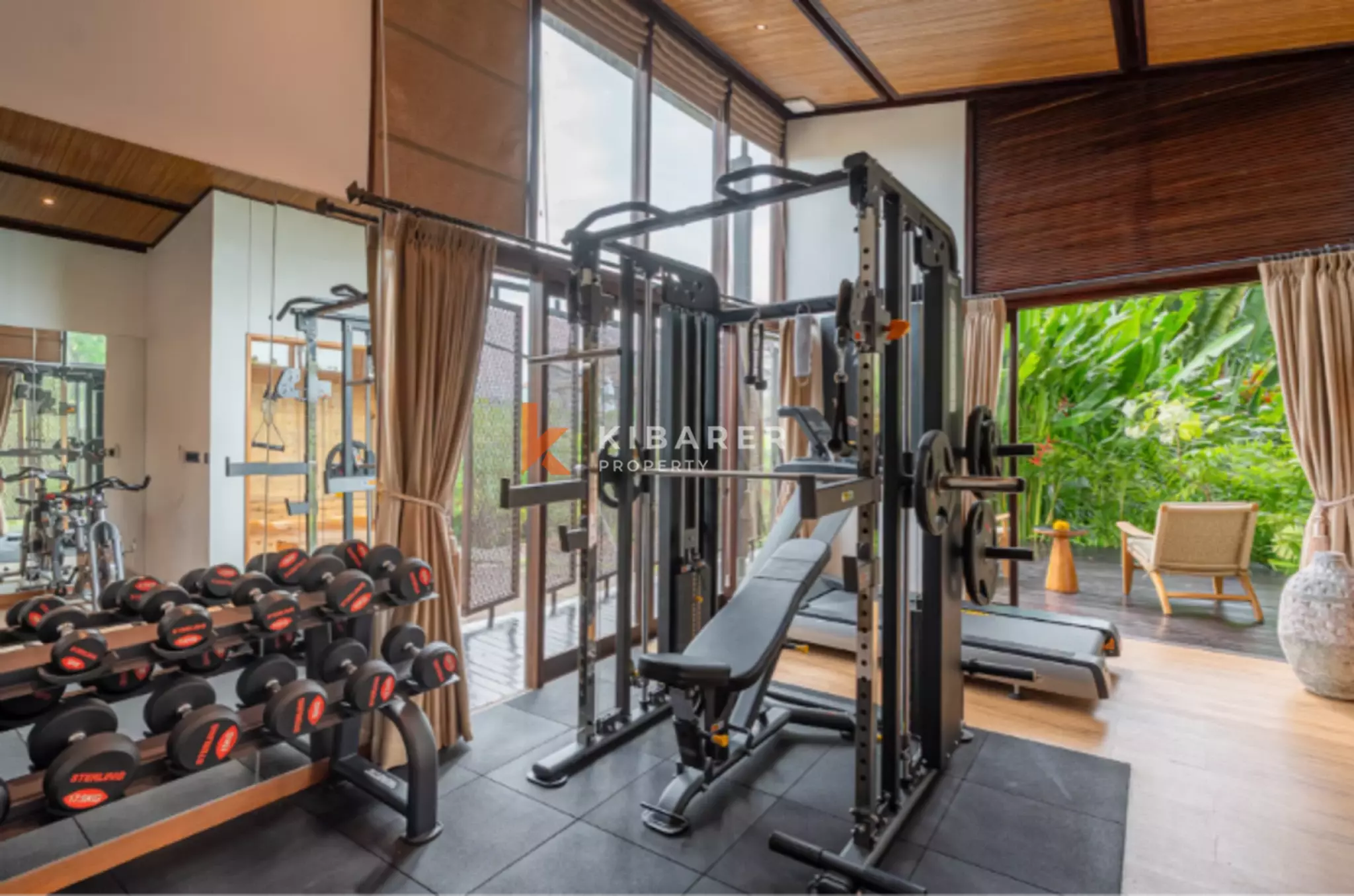 Quiet Luxury Three Bedroom Villa with Sauna & Gym in Canggu — image 19