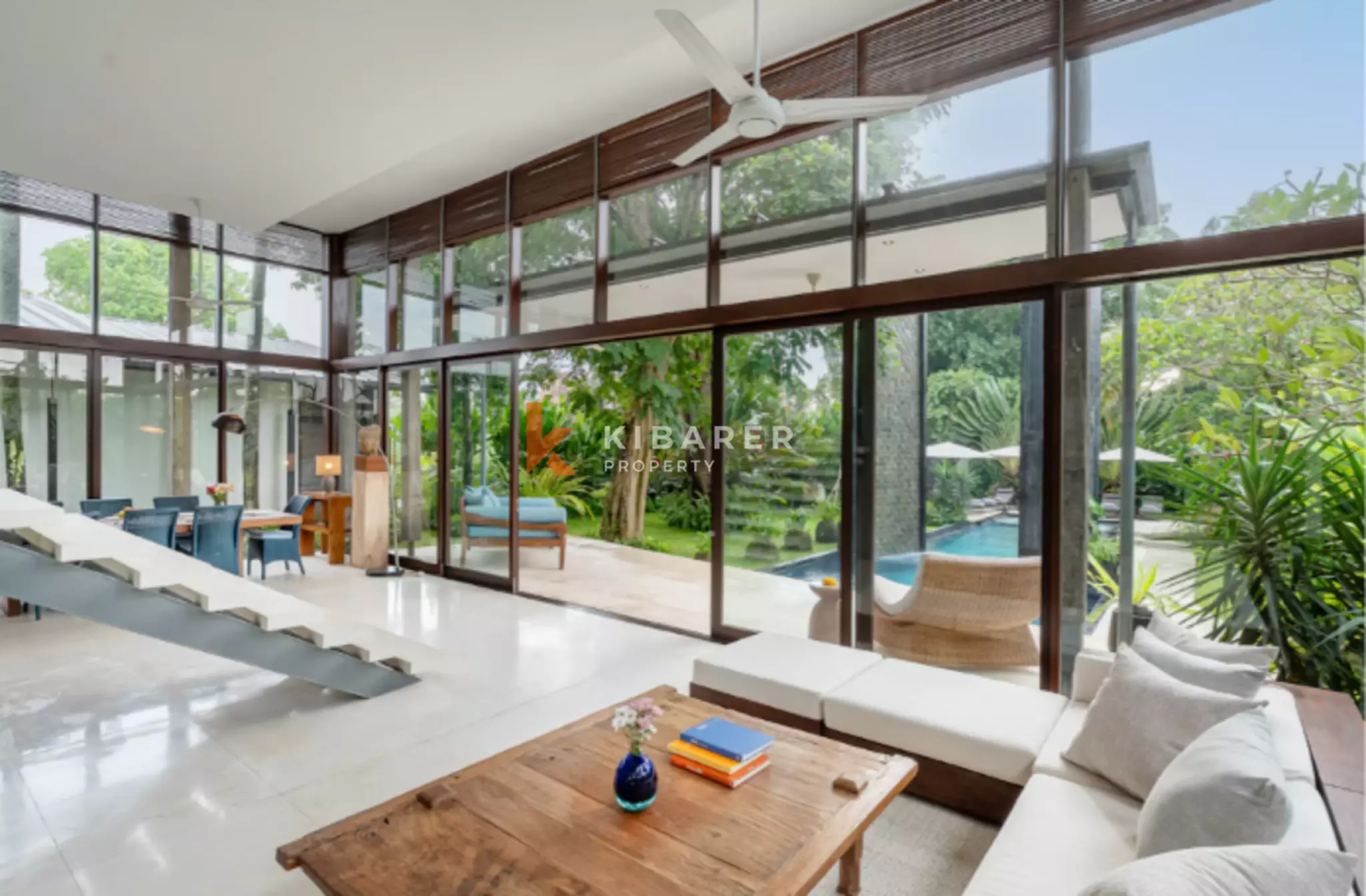 Luxurious and Tranquil Three-Bedroom Villa with Sauna & Gym in Canggu — image 10