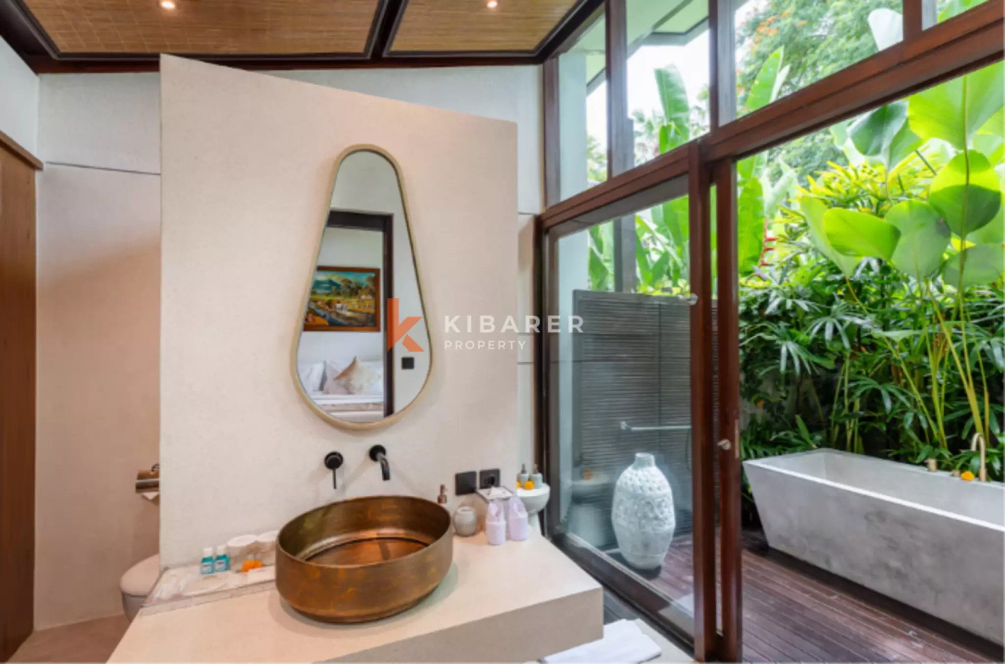 Quiet Luxury Three Bedroom Villa with Sauna & Gym in Canggu — image 15