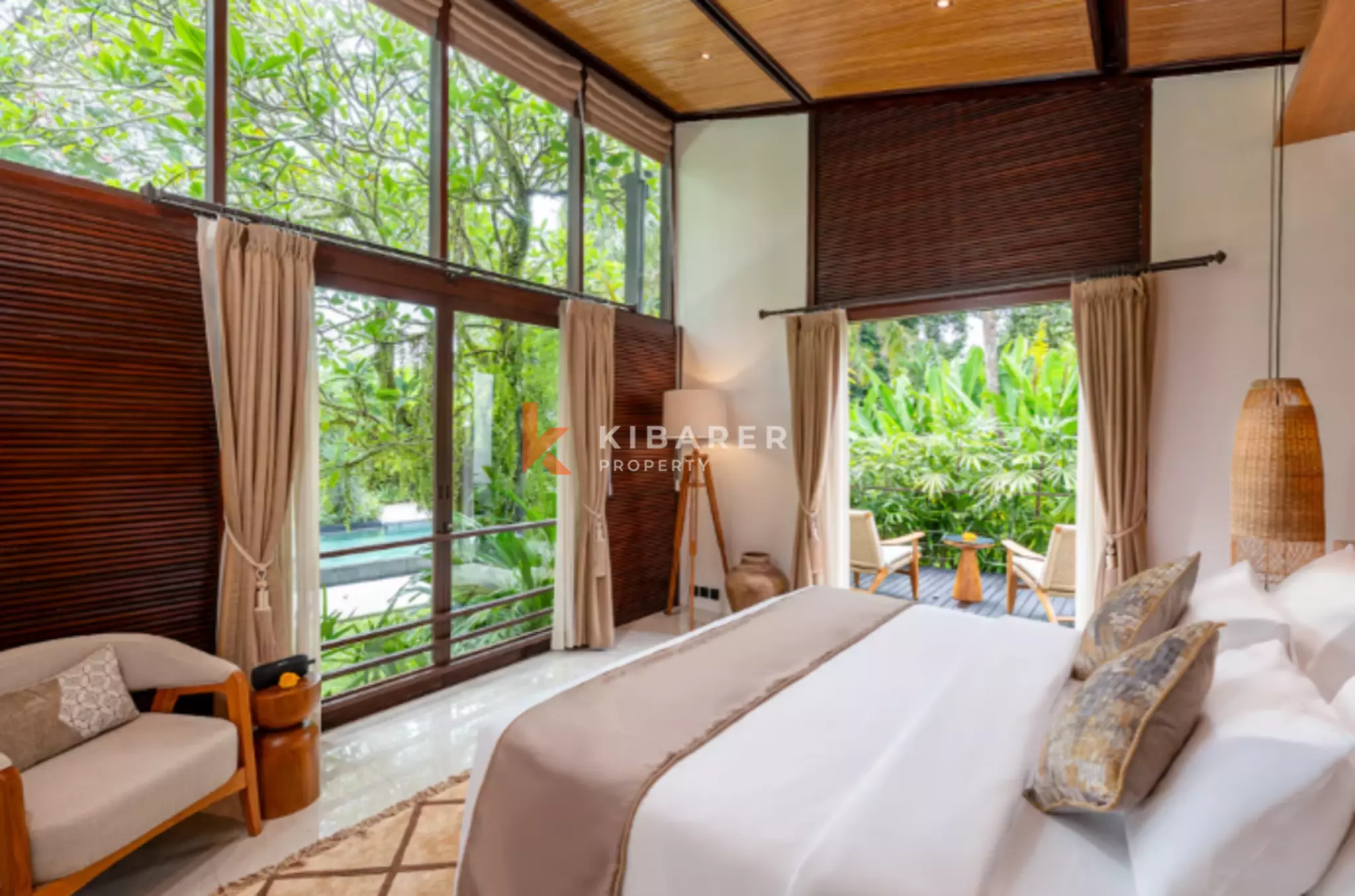 Quiet Luxury Three Bedroom Villa with Sauna & Gym in Canggu — image 14