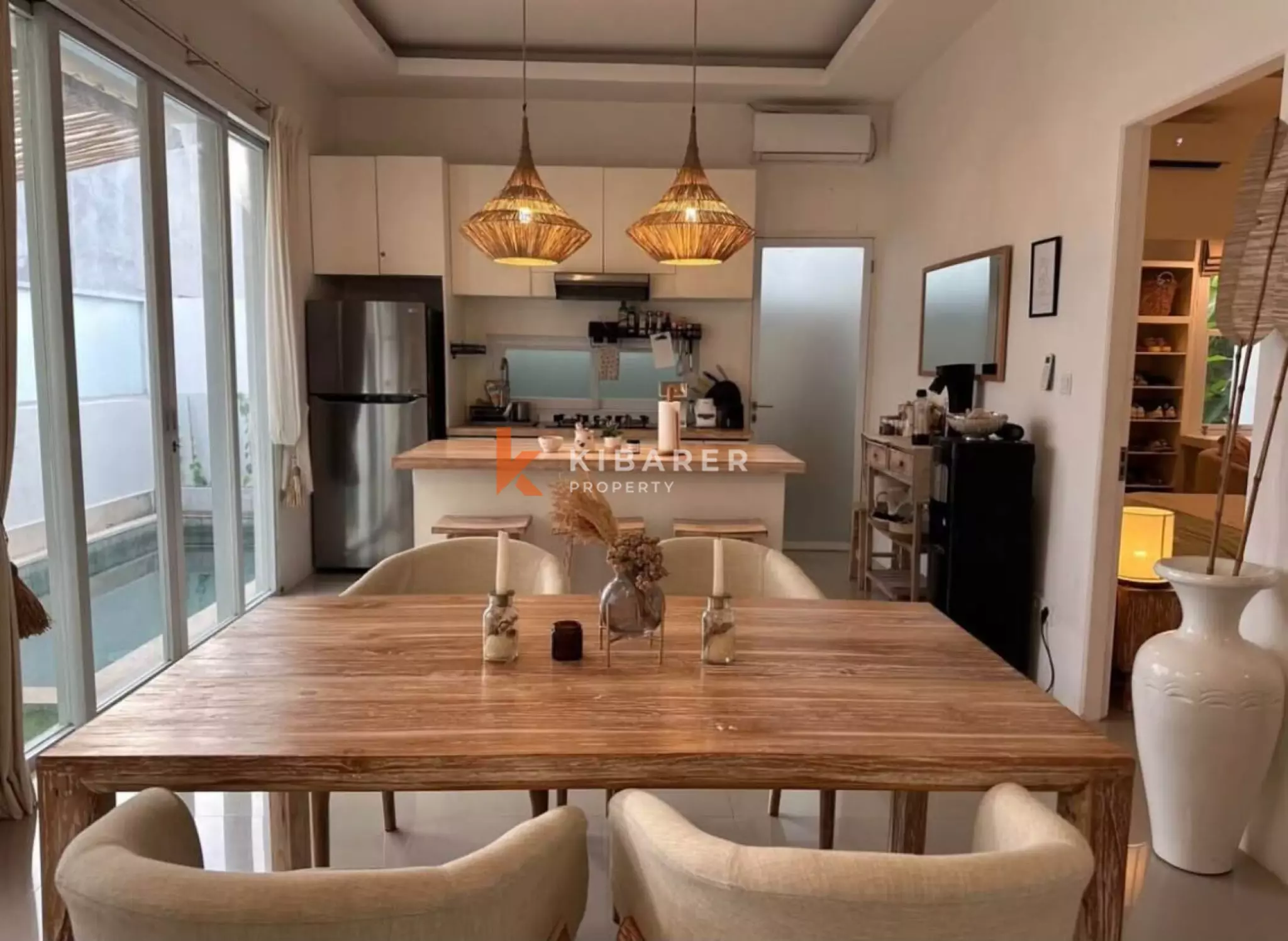 Tropical Two-Bedroom Villa in Berawa Area — image 4