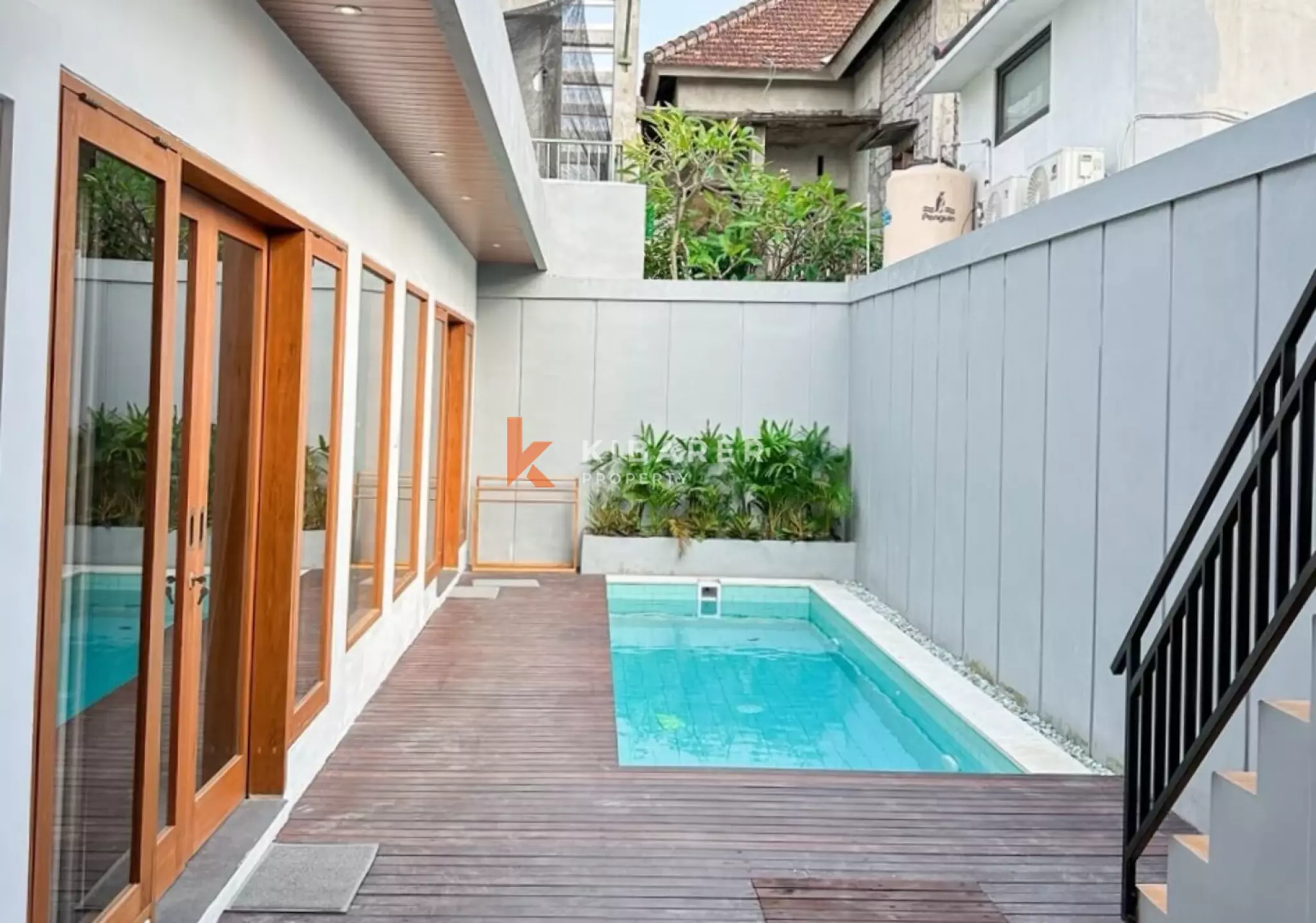 Bright and Spacious Two-Bedroom Villa in Sanur — image 3