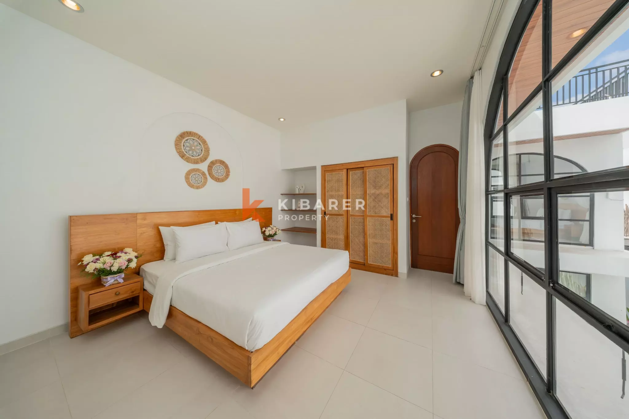 Modern Three-Bedroom Villa with Private Pool and Contemporary Architectural Design in Balangan — image 16