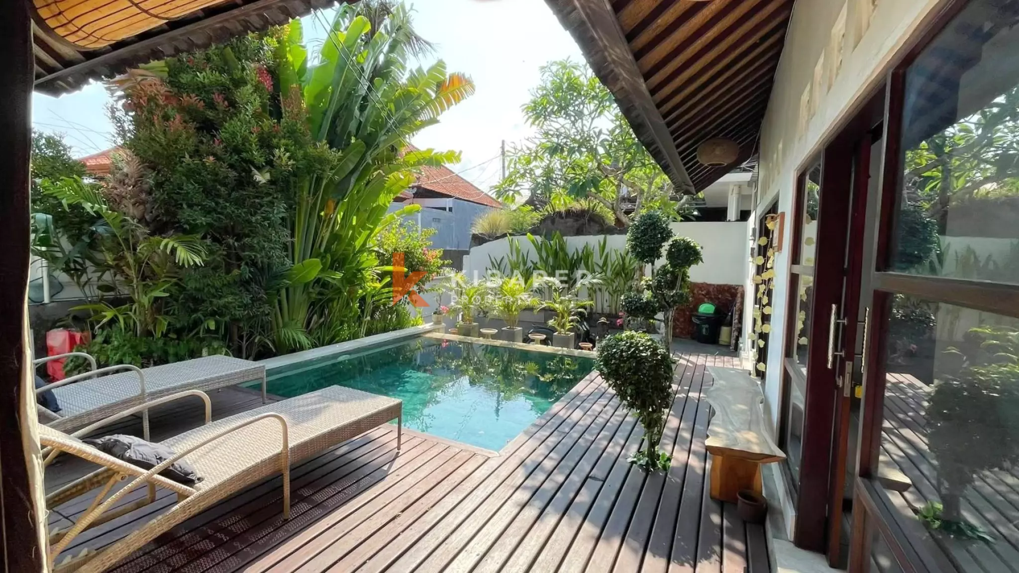 Three-Bedroom Villa with Open Concept and Private Pool in Babakan — image 11