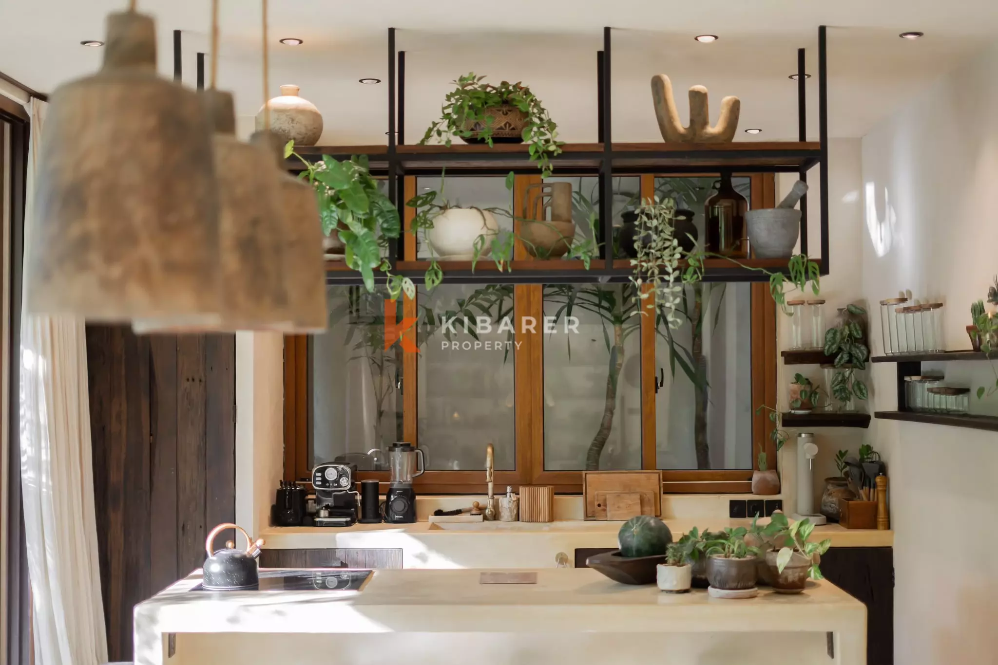 Bohemian-Chic Style Villa with Three Bedrooms and Sea View in Uluwatu — image 11