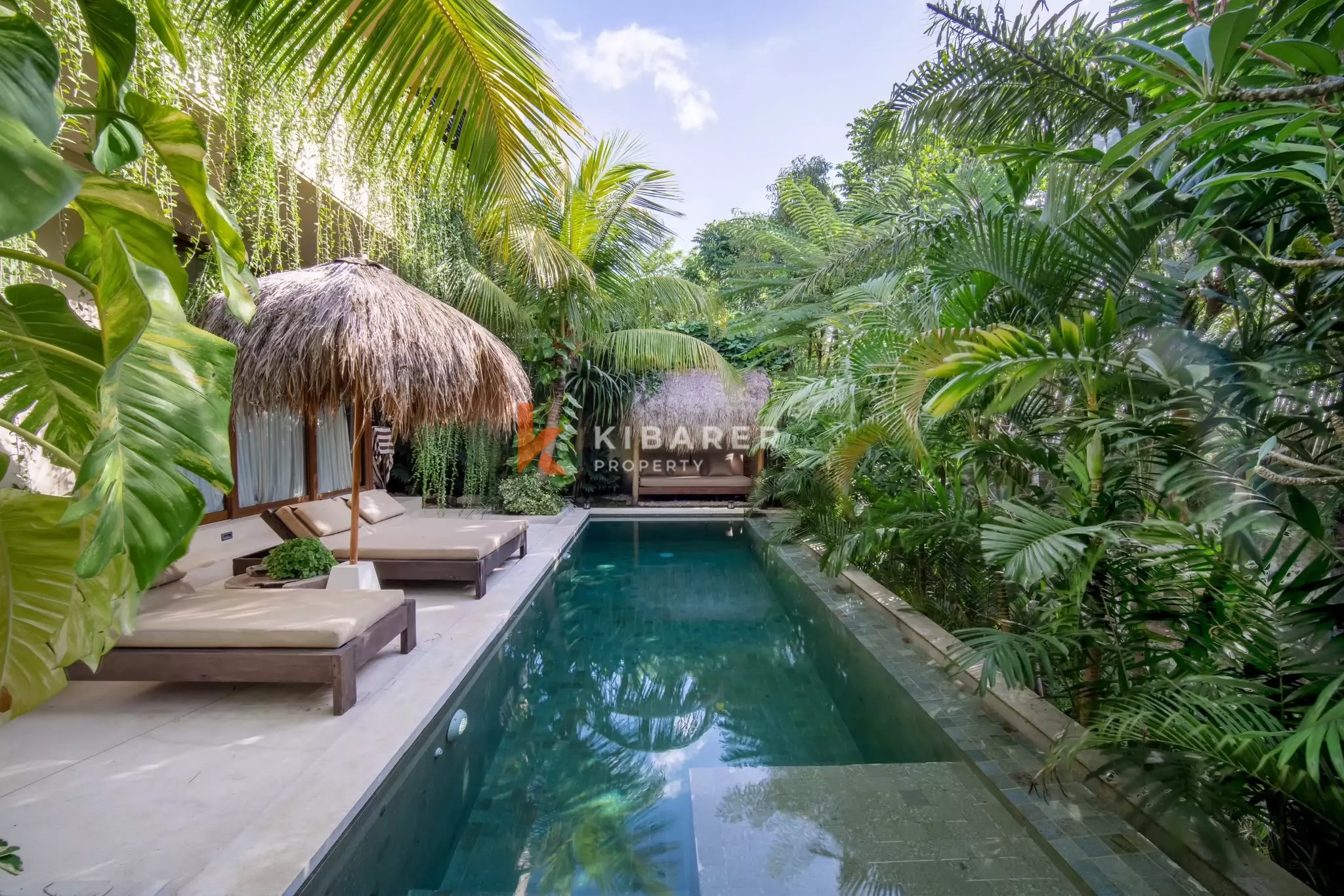 Bohemian-Chic Style Villa with Three Bedrooms and Sea View in Uluwatu — image 3