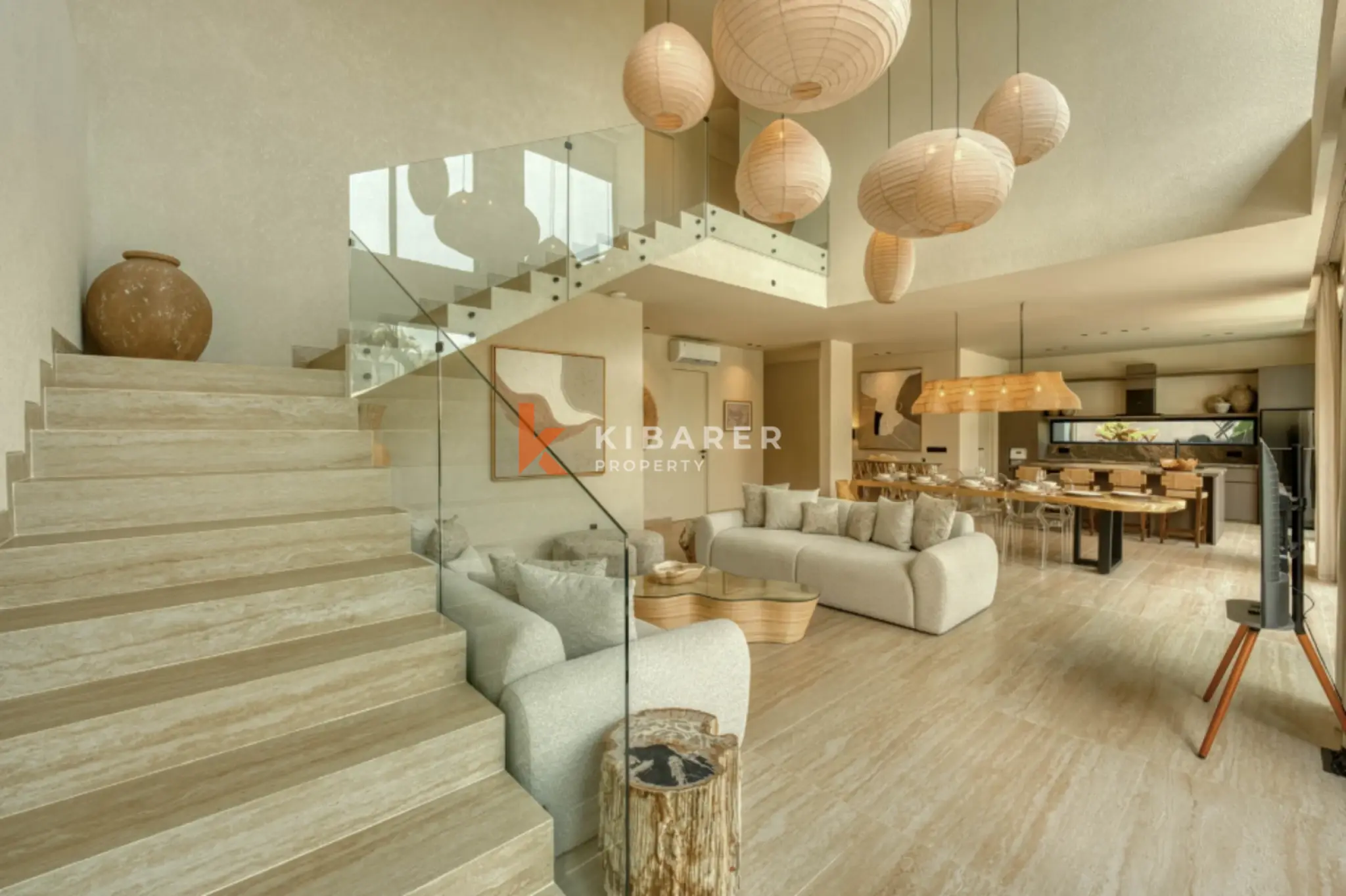 Exclusive Four-Bedroom Villa with Private Pool in Secure Umalas Area — image 9