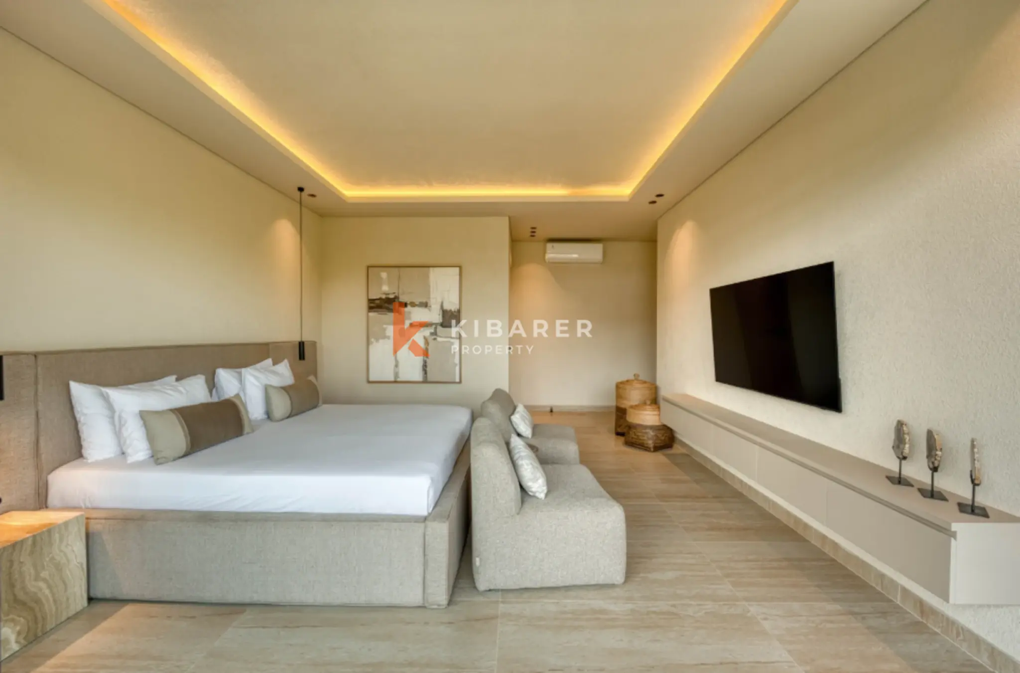 Exclusive Four Bedroom Villa with Private Pool in Secure Umalas Location — image 13