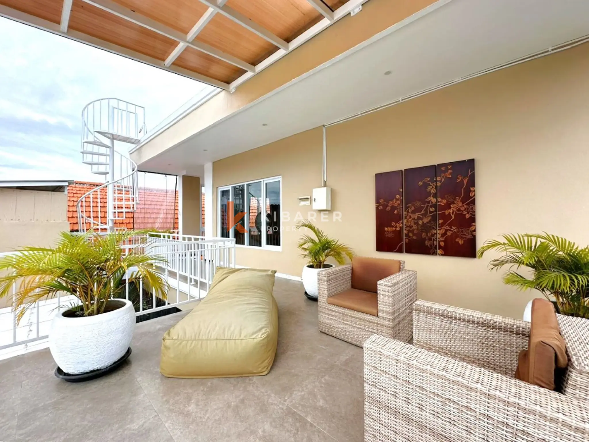 Cozy Three-Bedroom Closed Living Room Located in Padonan — image 6
