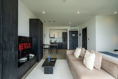 SB 412 - 1BR Suite with Balcony and Pool, Canggu - Canggu, Bali — image 2