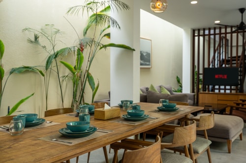 Modern 4BR Berawa Villa | Pool, Near Beach & Finns in Canggu, Bali — image 6